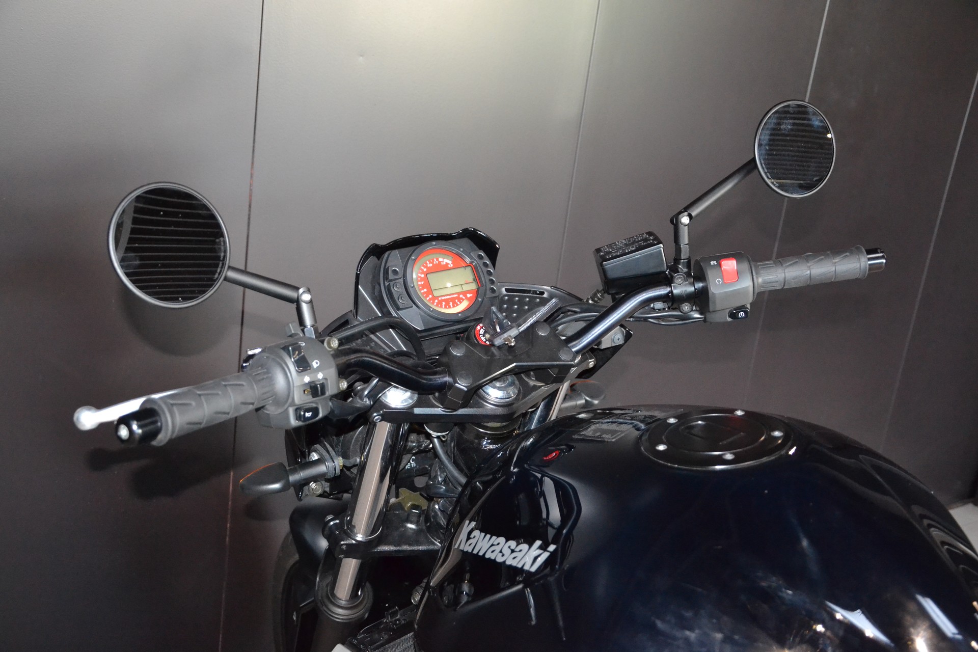 KAWASAKI Z 750-image-7