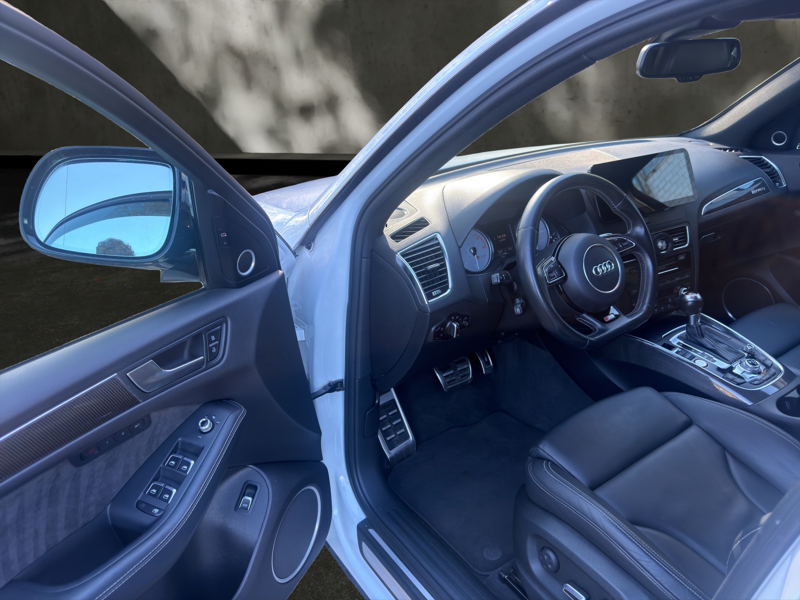 AUDI SQ5 3.0 TDI quattro tiptronic-image-13