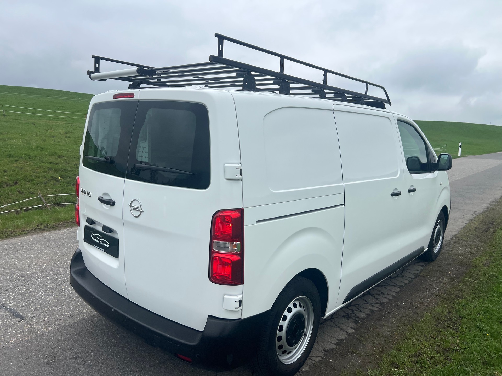 OPEL Vivaro Cargo 1.5 D Inkl. Innenausbau!-image-5