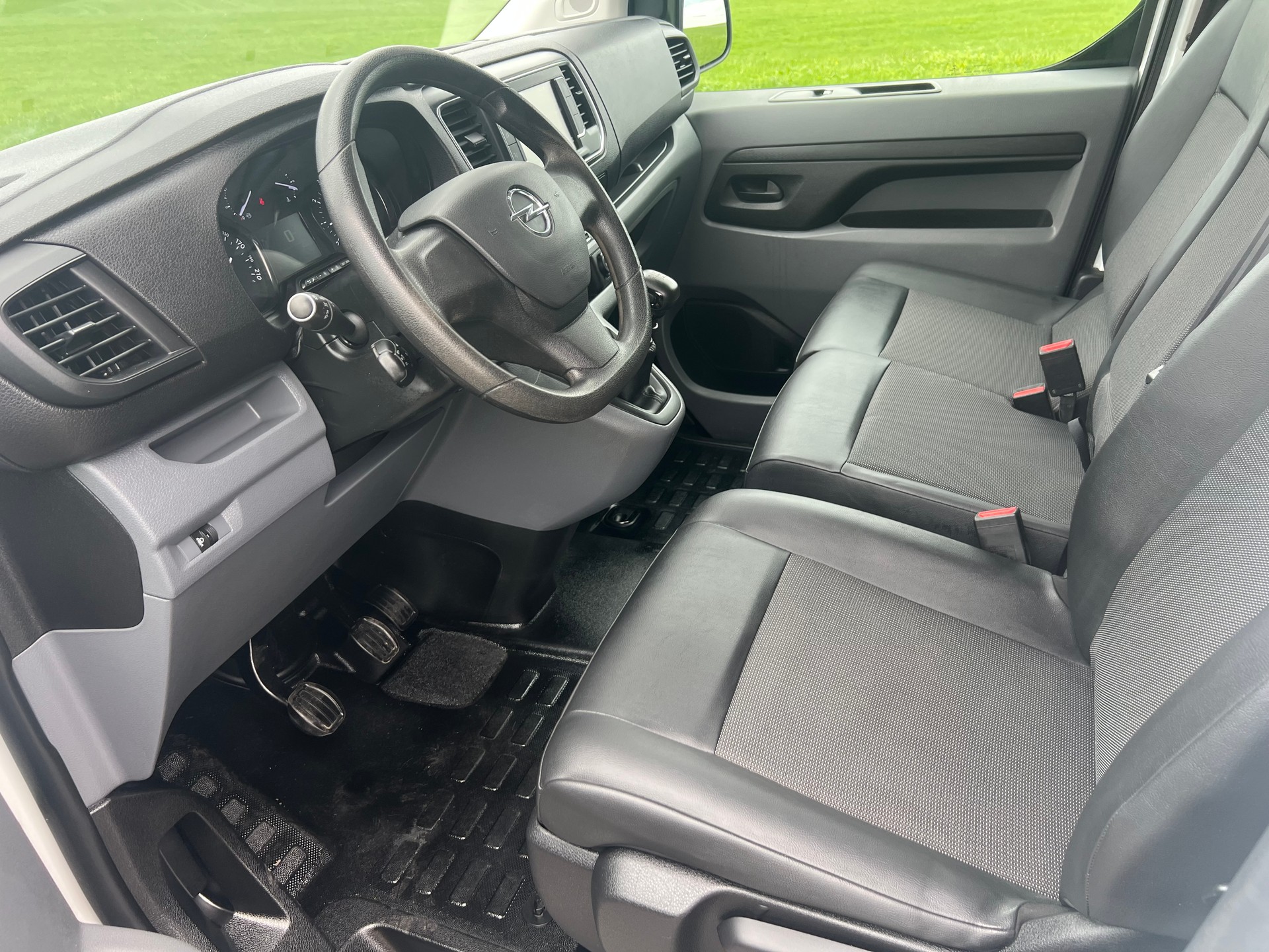 OPEL Vivaro Cargo 1.5 D Inkl. Innenausbau!-image-6