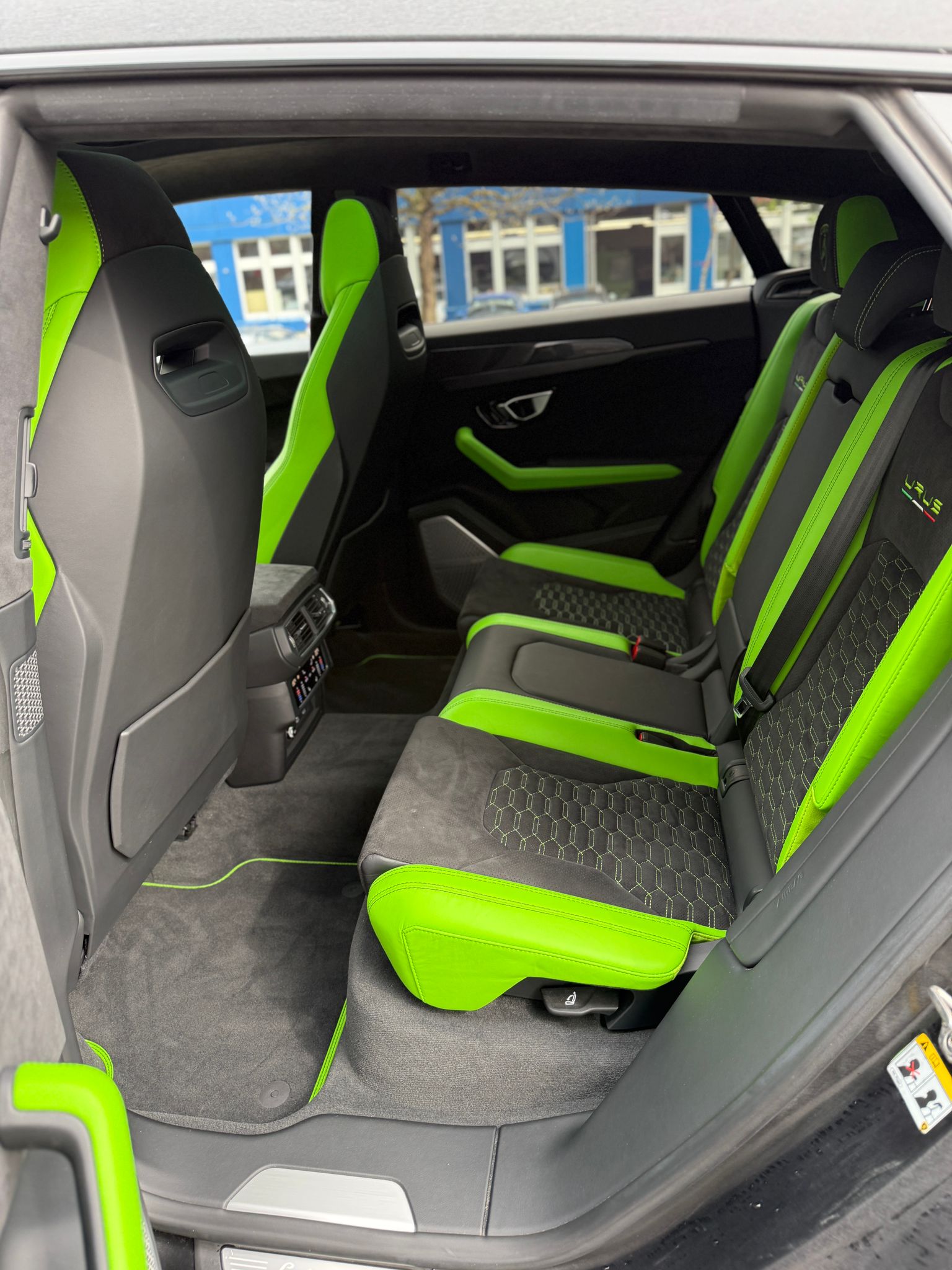 LAMBORGHINI Urus 4.0-image-10