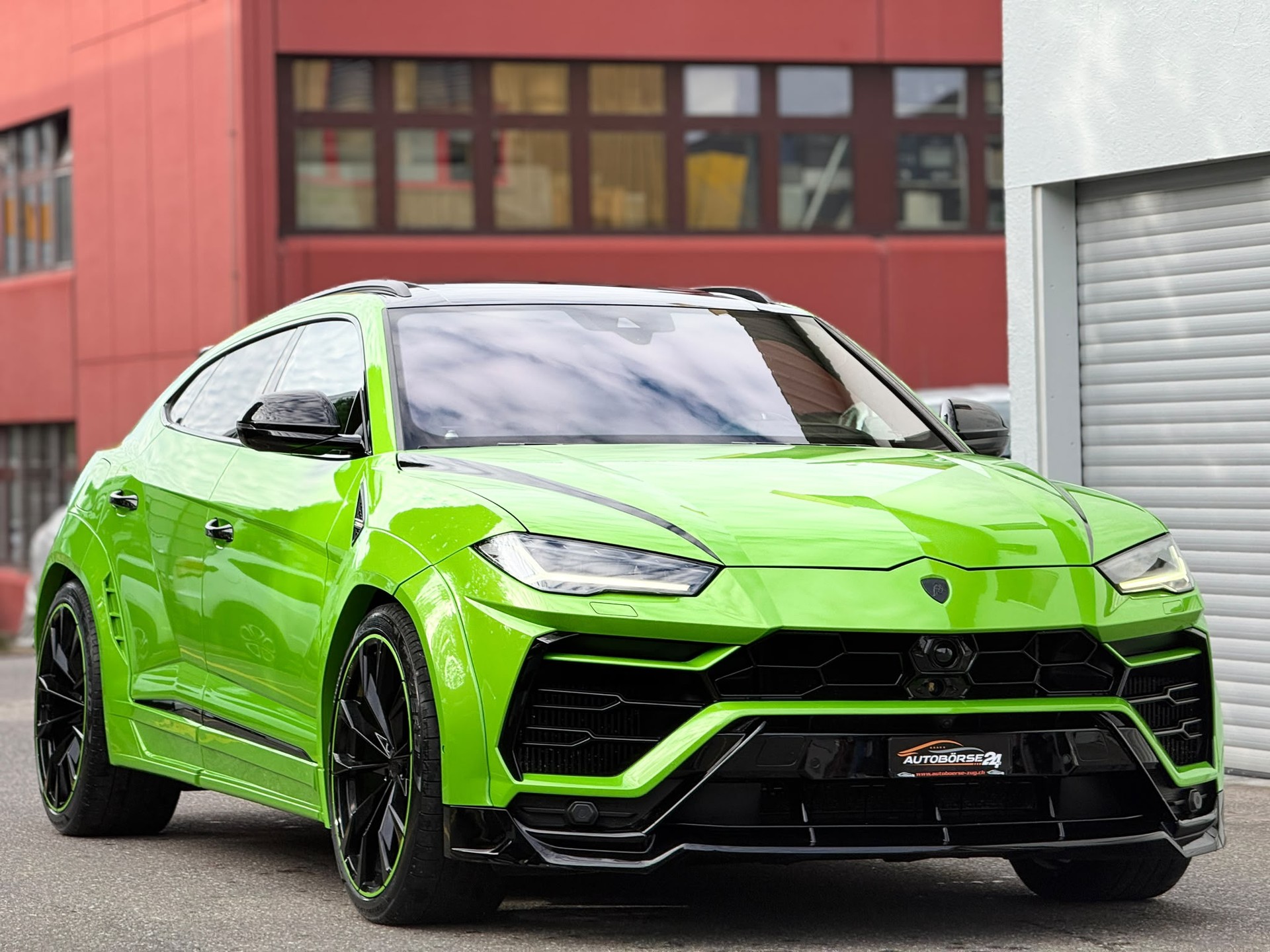 LAMBORGHINI Urus 4.0 *Novitec Original Umbau*-showroom-element-1