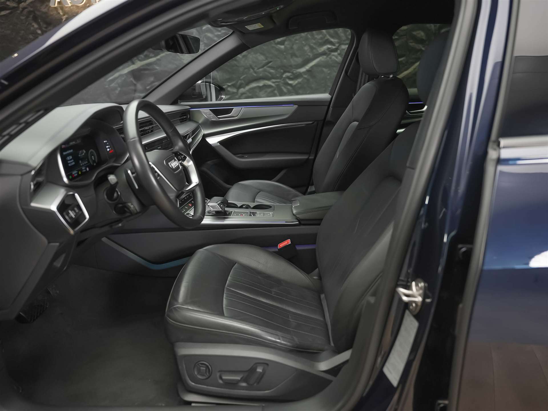 AUDI A6 Limousine 45 TFSI Design quattro S-tronic *21" Felgen*Assistenzpaket*Leder*-image-9