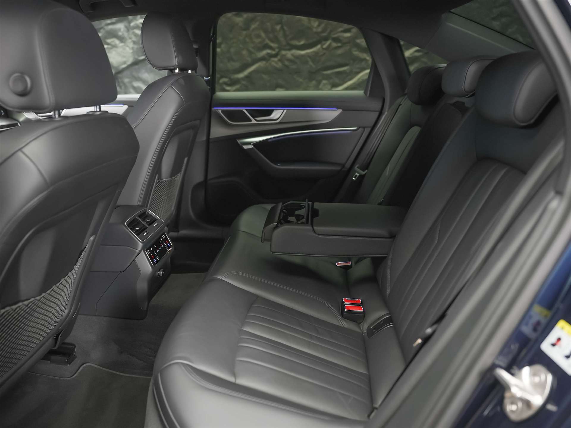 AUDI A6 Limousine 45 TFSI Design quattro S-tronic *21" Felgen*Assistenzpaket*Leder*-image-12