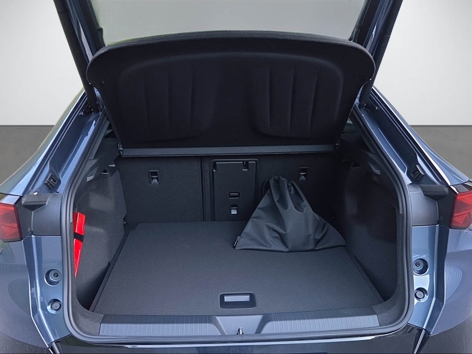 CUPRA Tavascan AD PE 77kWh 340PS 4D 340PS/250kW BEV elektrisch-image-5