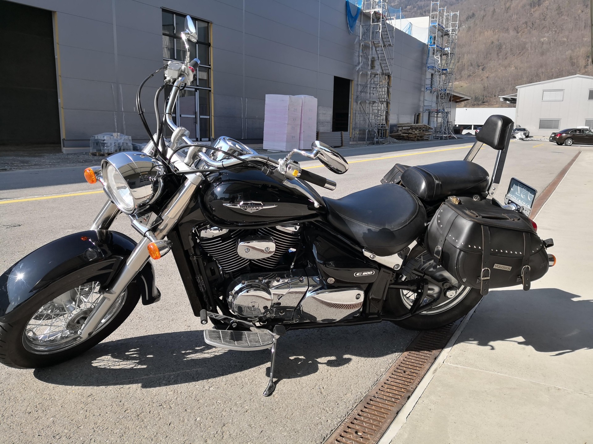 SUZUKI C 800 Intruder-image-0