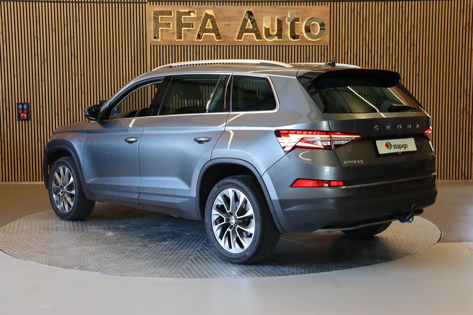 SKODA Kodiaq 2.0 TDI Clever 4x4 DSG-image-8