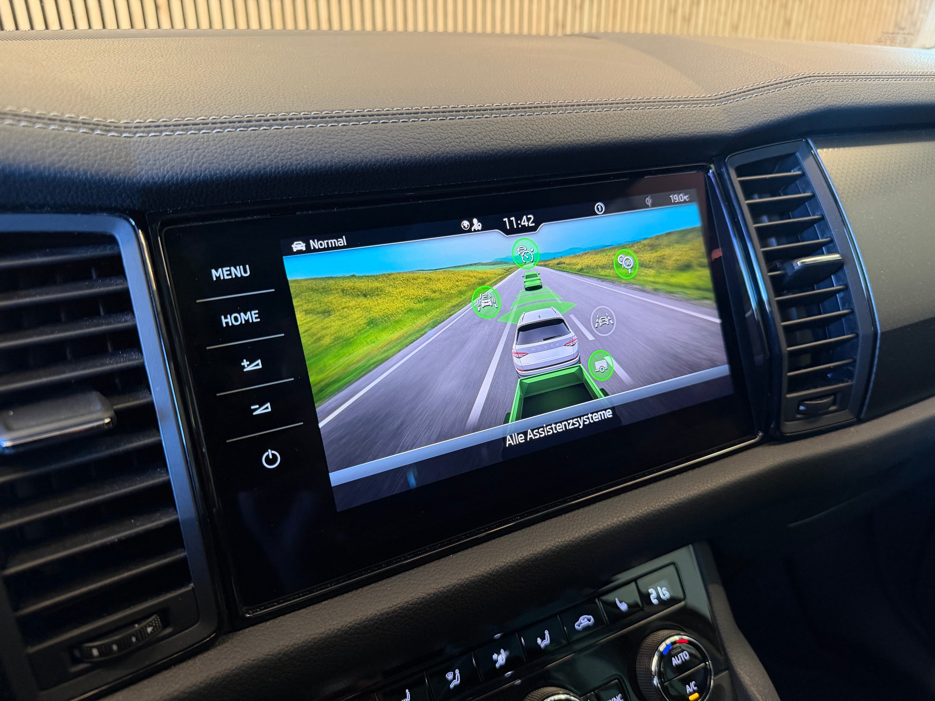 SKODA Kodiaq 2.0 TDI Clever 4x4 DSG-image-19