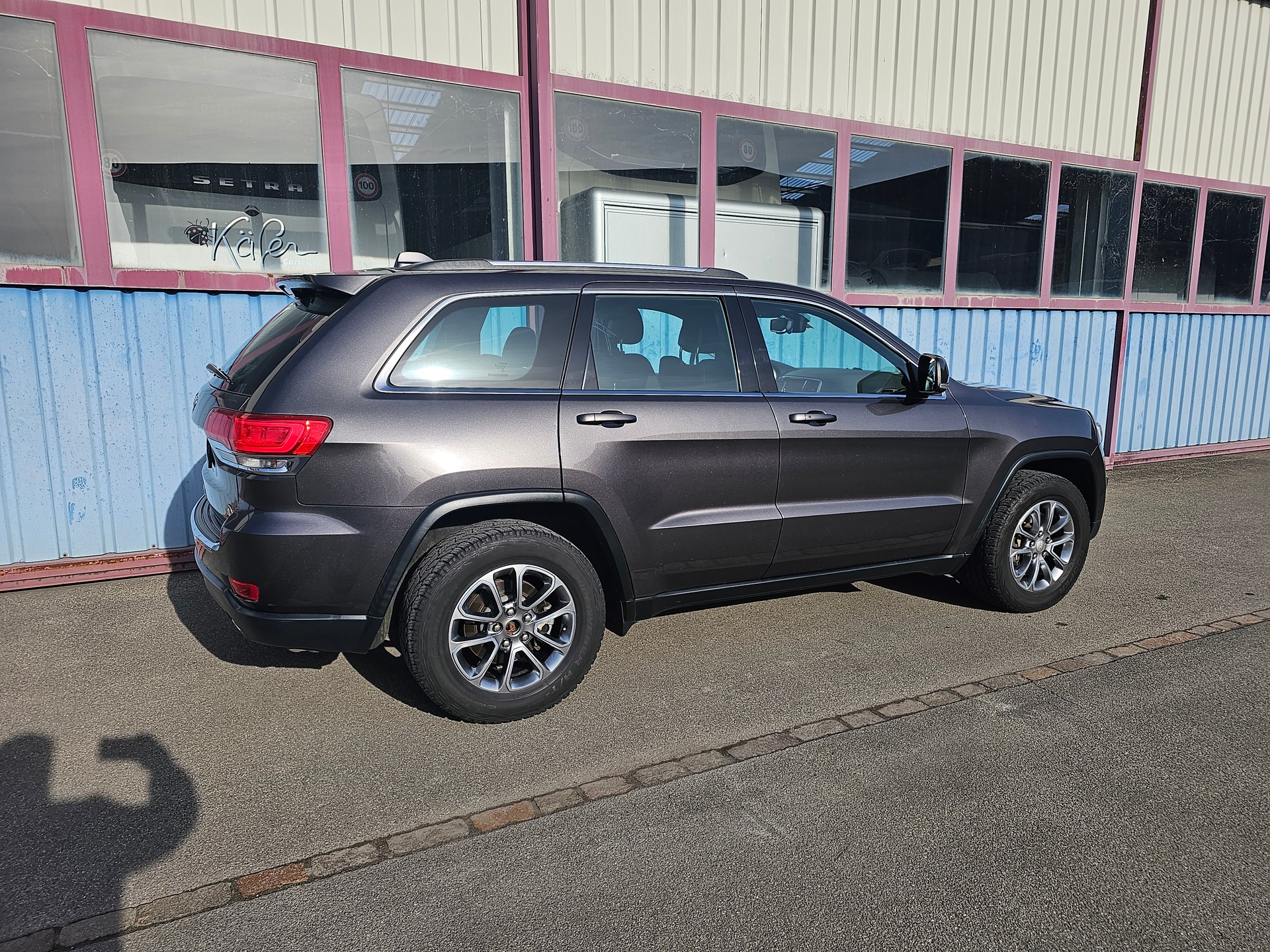 JEEP Grand Cherokee 3.0 CRD Laredo-image-5