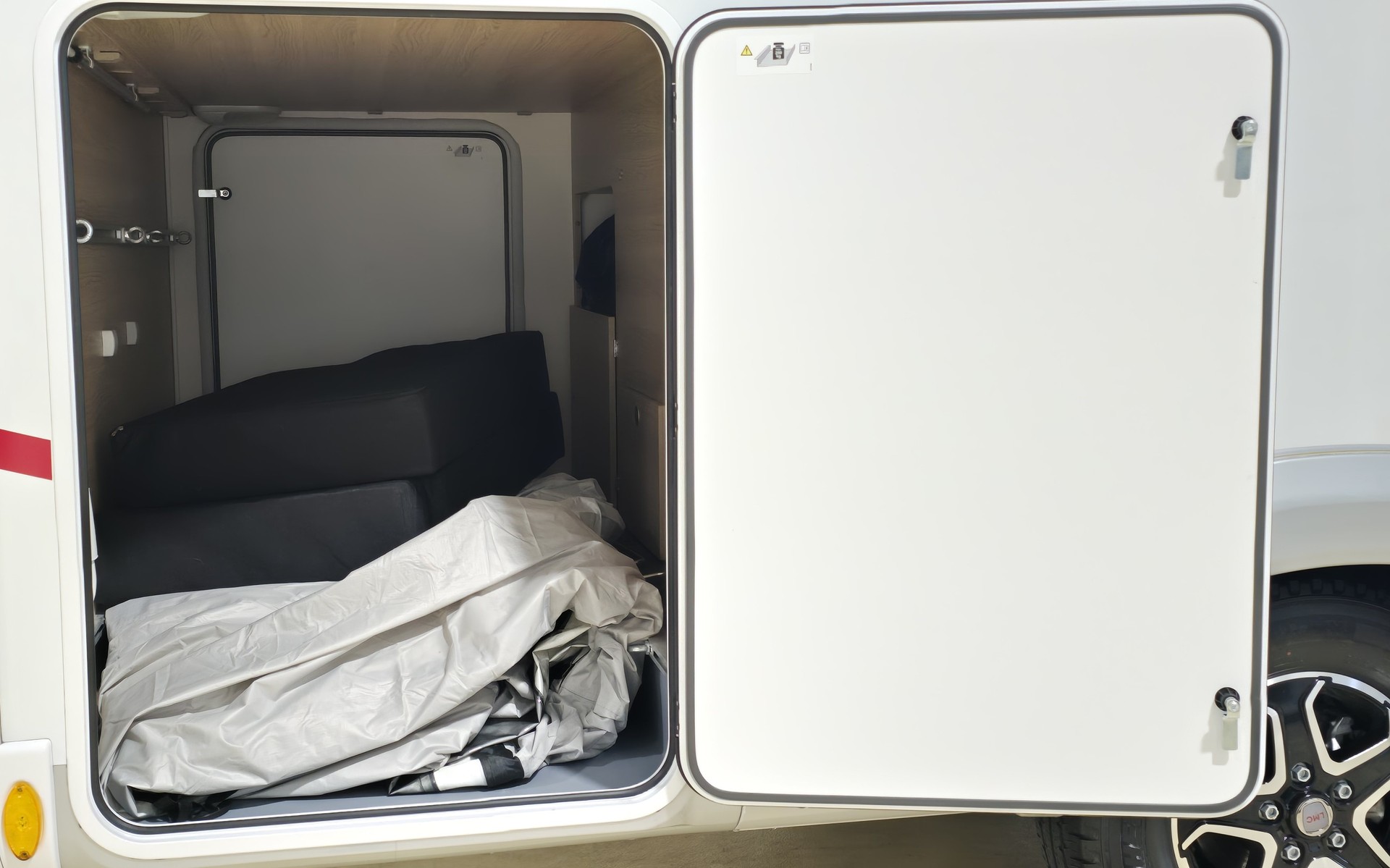 LMC Cruiser V 646, Fiat Ducato 2.2MJT 140PS- Automat-image-6