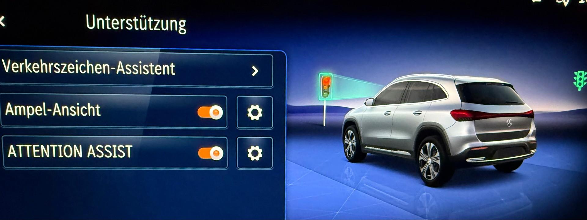 MERCEDES-BENZ EQA 350 AMG Line 4Matic Swiss Star-image-11