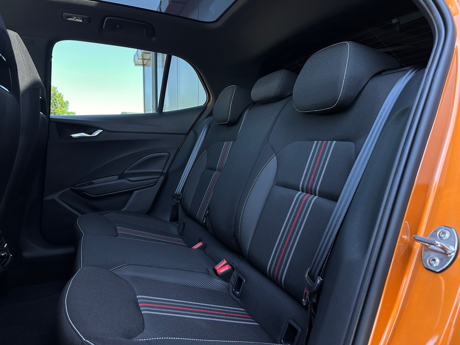 SKODA Fabia 1.0 TSI Monte Carlo DSG-image-11