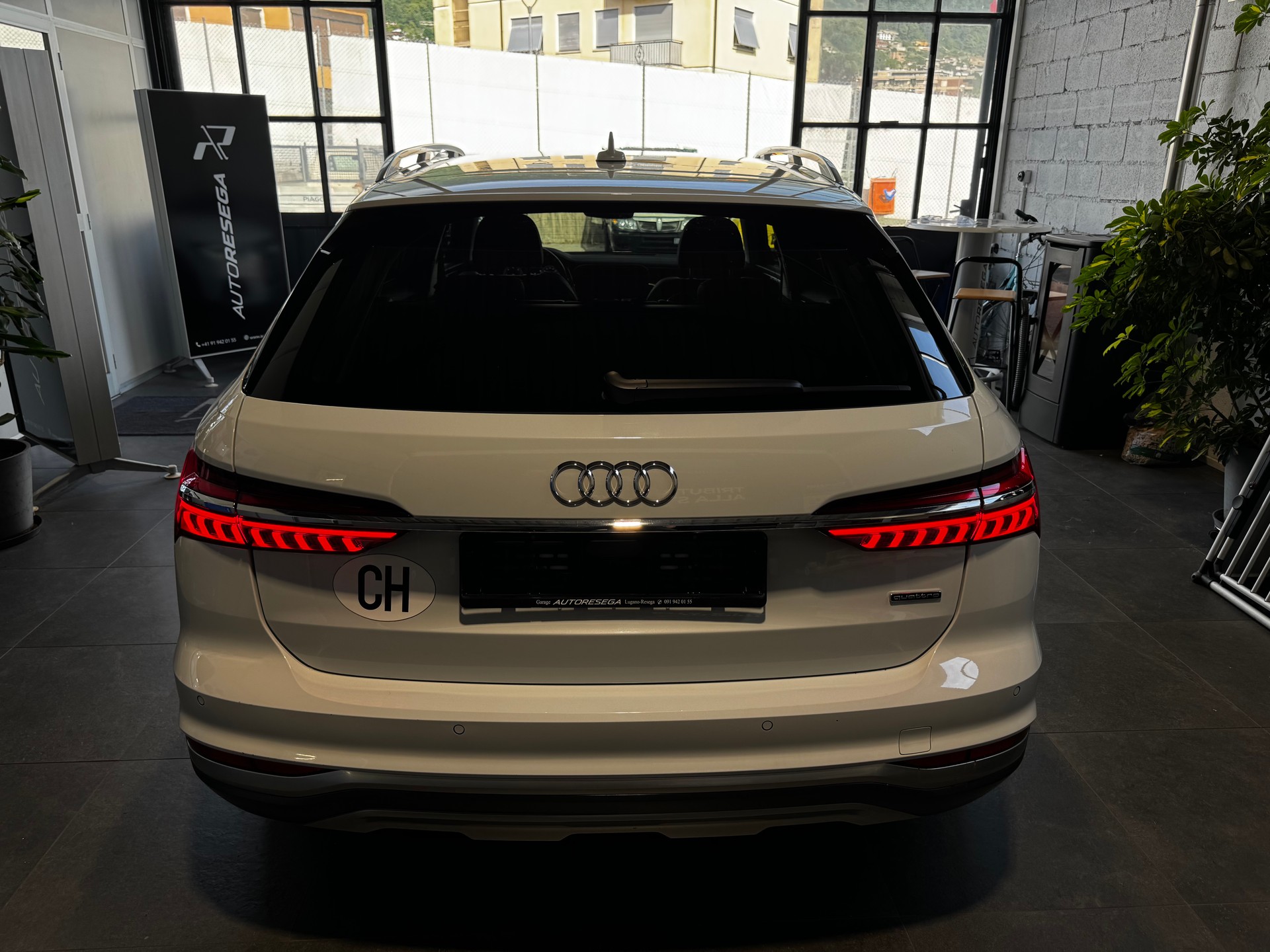AUDI A6 allroad 50 TDI quattro tiptronic-image-5