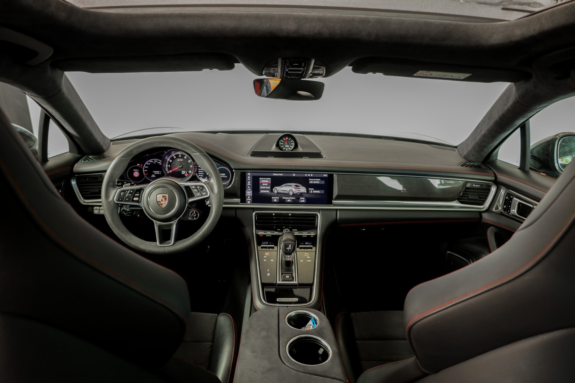 PORSCHE Panamera GTS Sport Turismo PDK-image-21