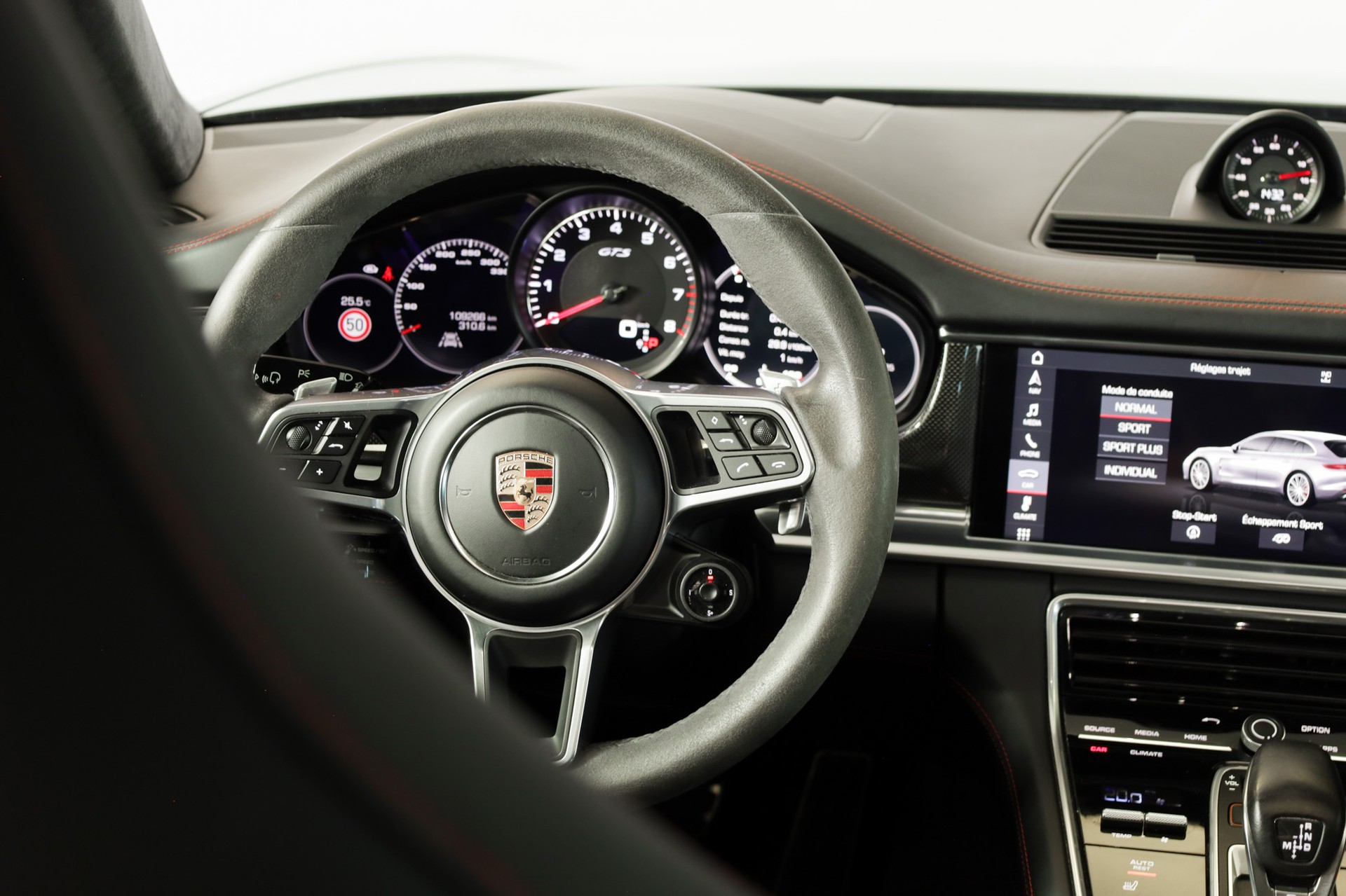 PORSCHE Panamera GTS Sport Turismo PDK-image-22