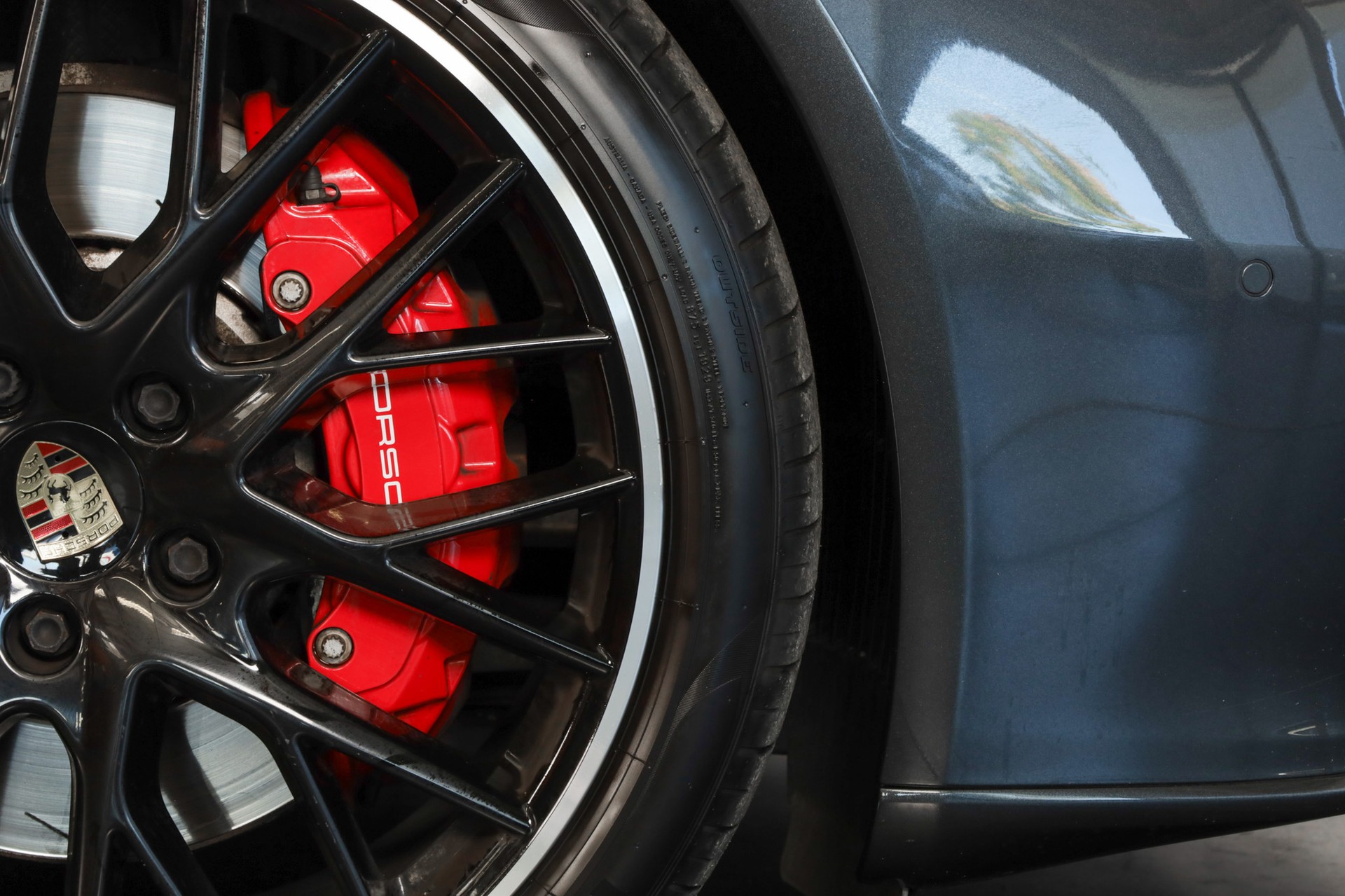 PORSCHE Panamera GTS Sport Turismo PDK-image-7