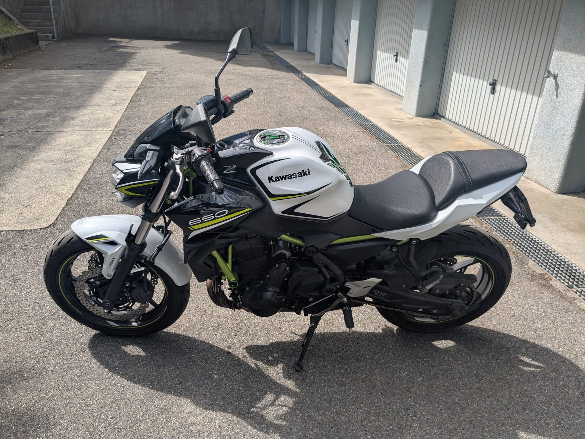KAWASAKI Z 650-image-1