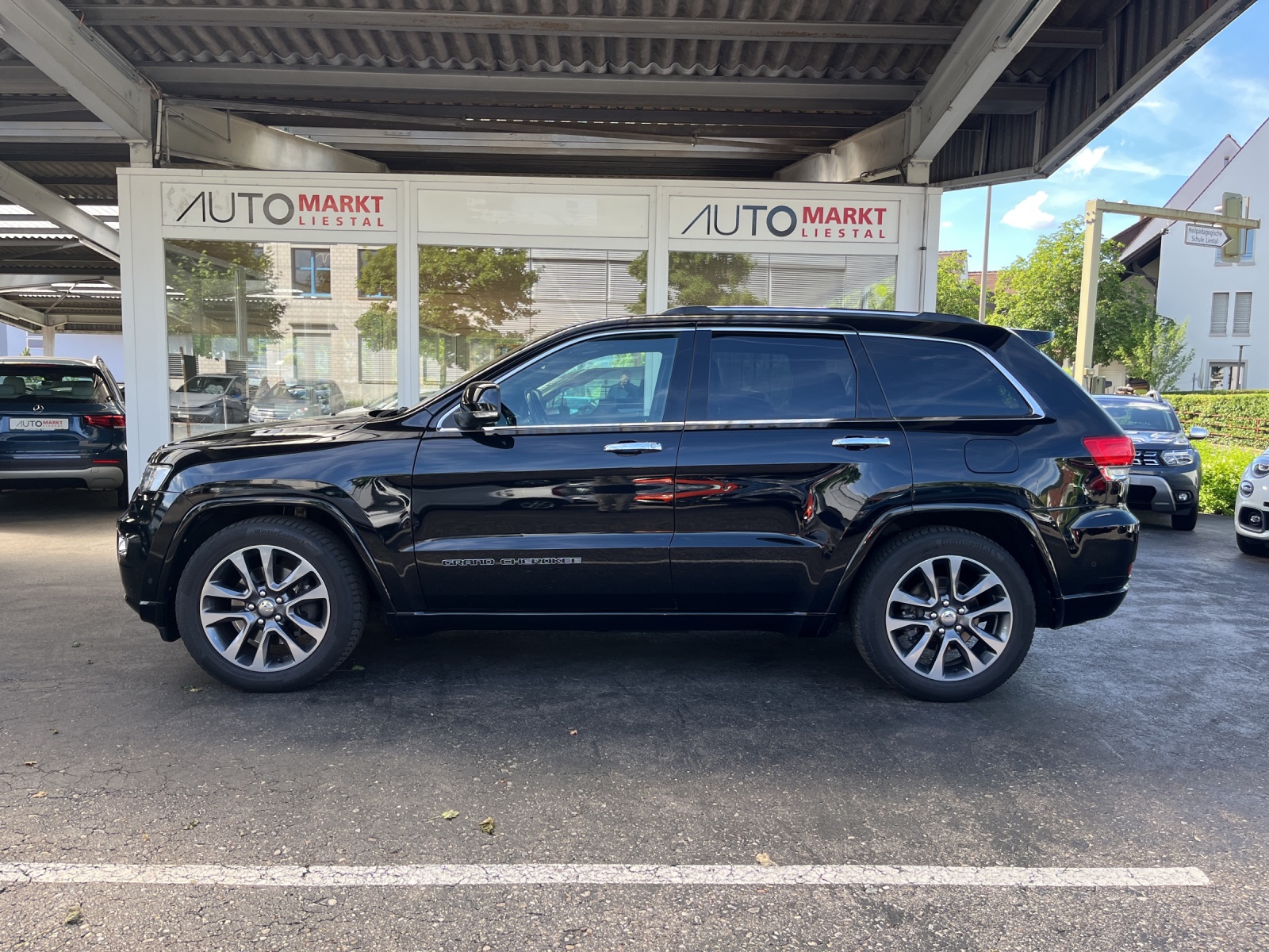 JEEP Grand Cherokee 3.0 CRD Overland Automatic-showroom-element-1