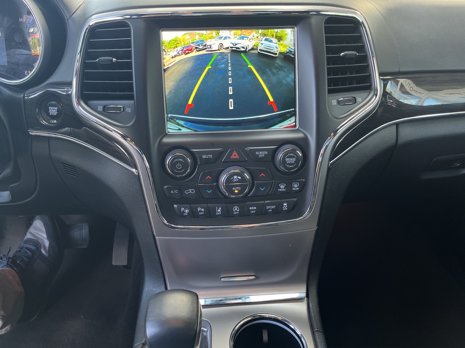 JEEP Grand Cherokee 3.0 CRD Overland Automatic-image-11