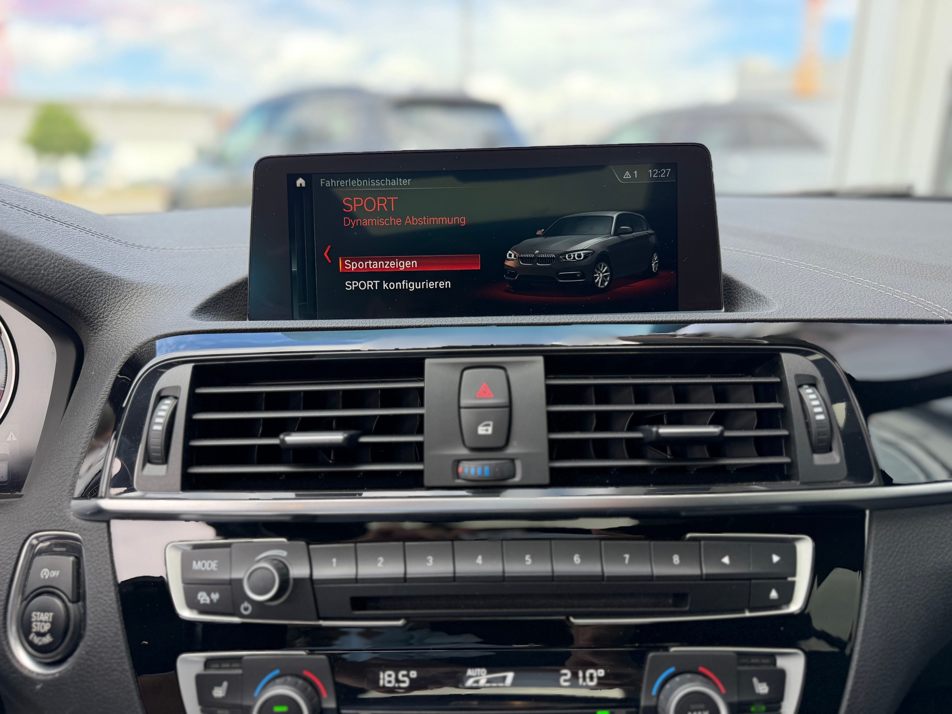 BMW M140i xDrive Steptronic-image-21