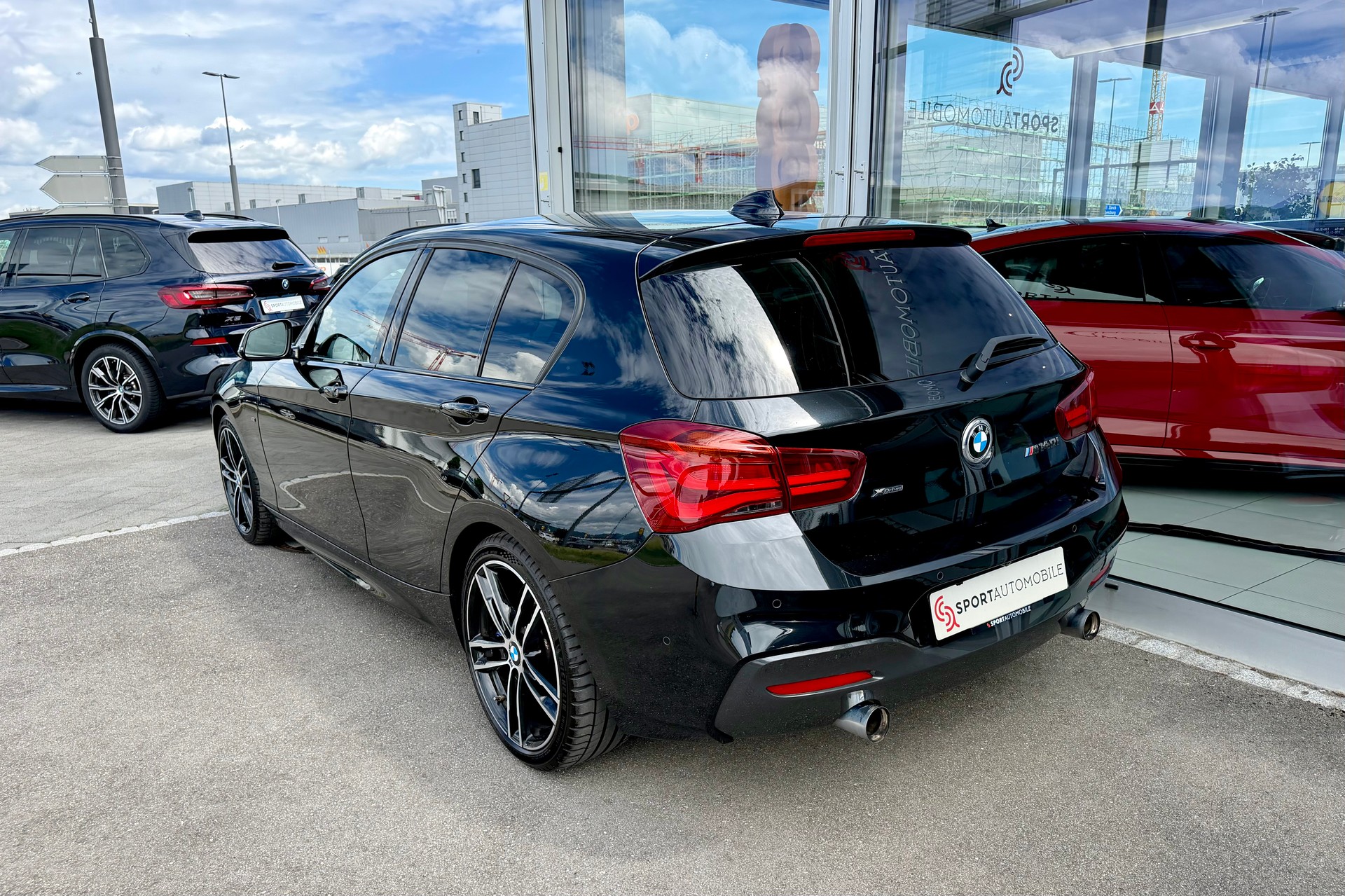 BMW M140i xDrive Steptronic-image-7