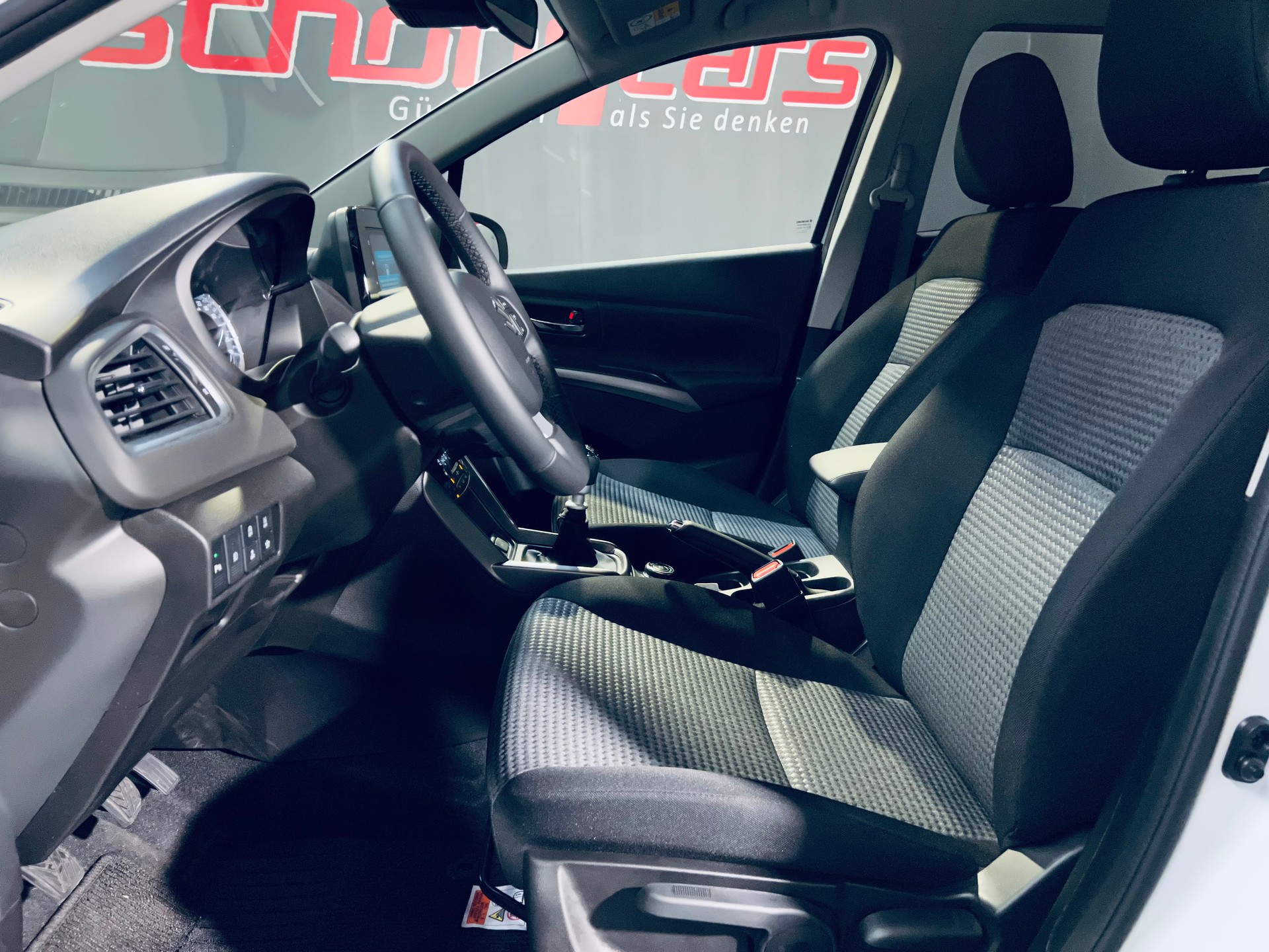 SUZUKI S-Cross 1.4 16V Compact+ MHD 4WD-image-11
