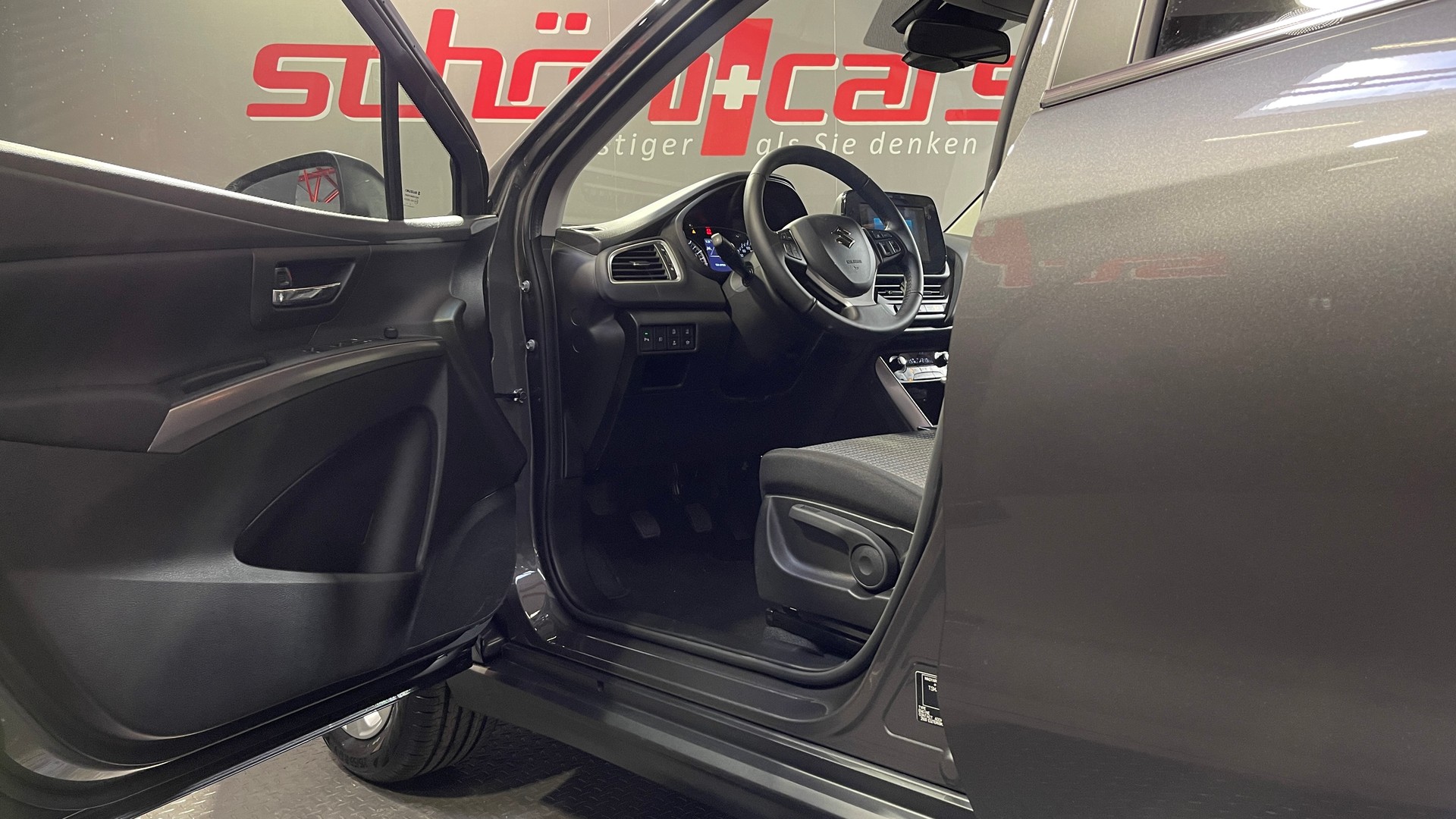 SUZUKI S-Cross 1.4 16V Compact+ MHD 4WD-image-9