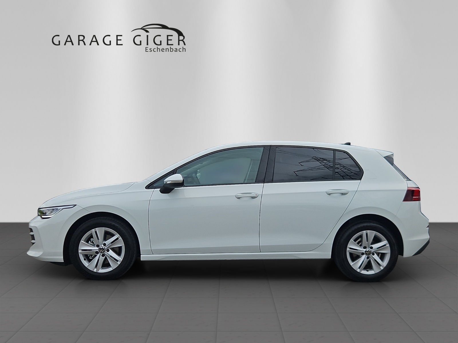 VW Golf 1.5 e TSI mHEV Value DSG-image-1