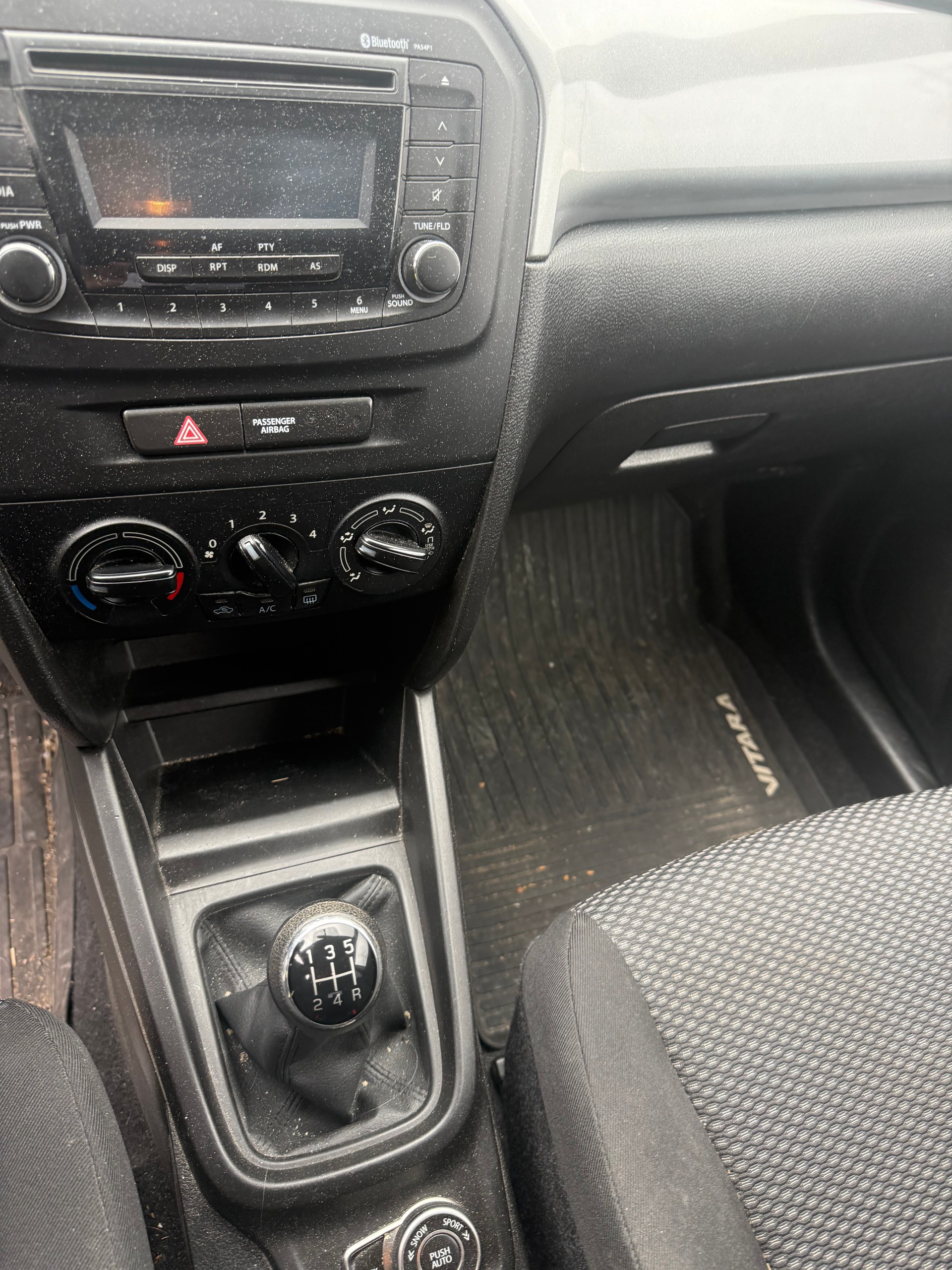 SUZUKI Vitara 1.6 Compact Top-image-8