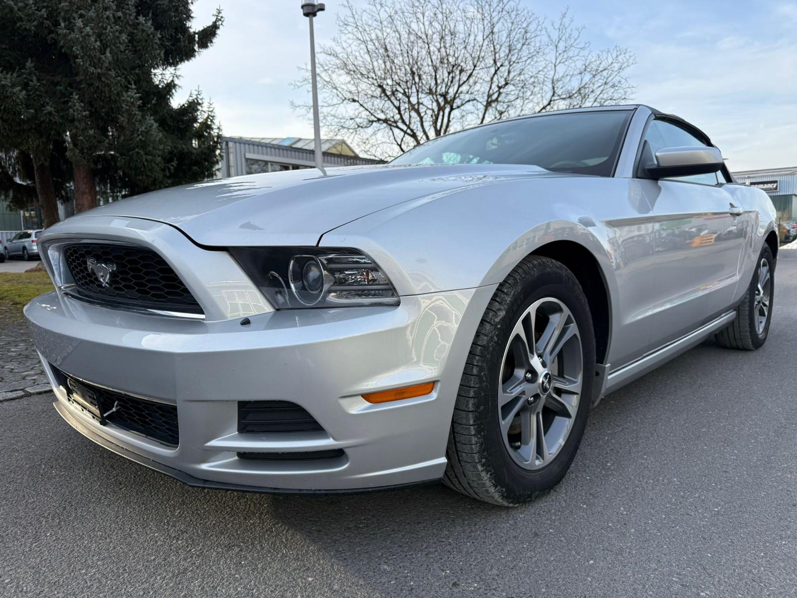 FORD MUSTANG 3.7 Cabrio
