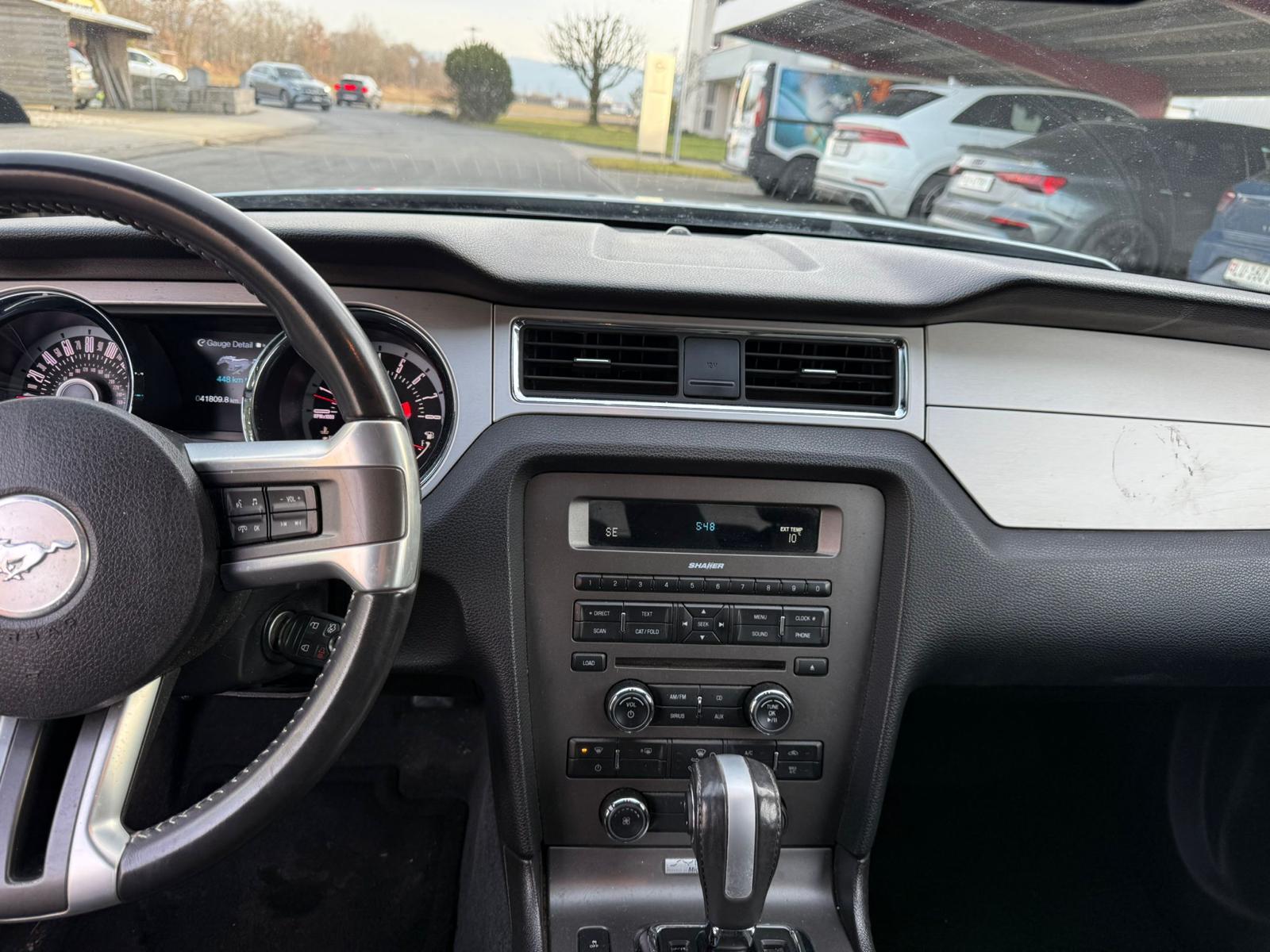 FORD MUSTANG 3.7 Cabrio-image-10