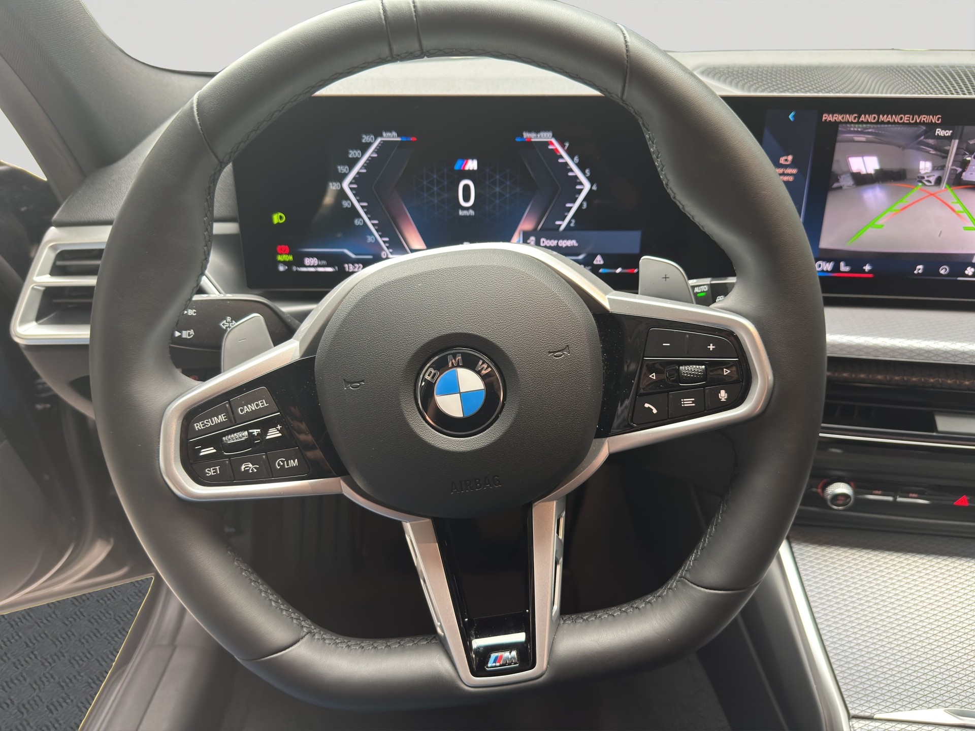 BMW 330i Touring xDrive Steptronic M Sport-image-8