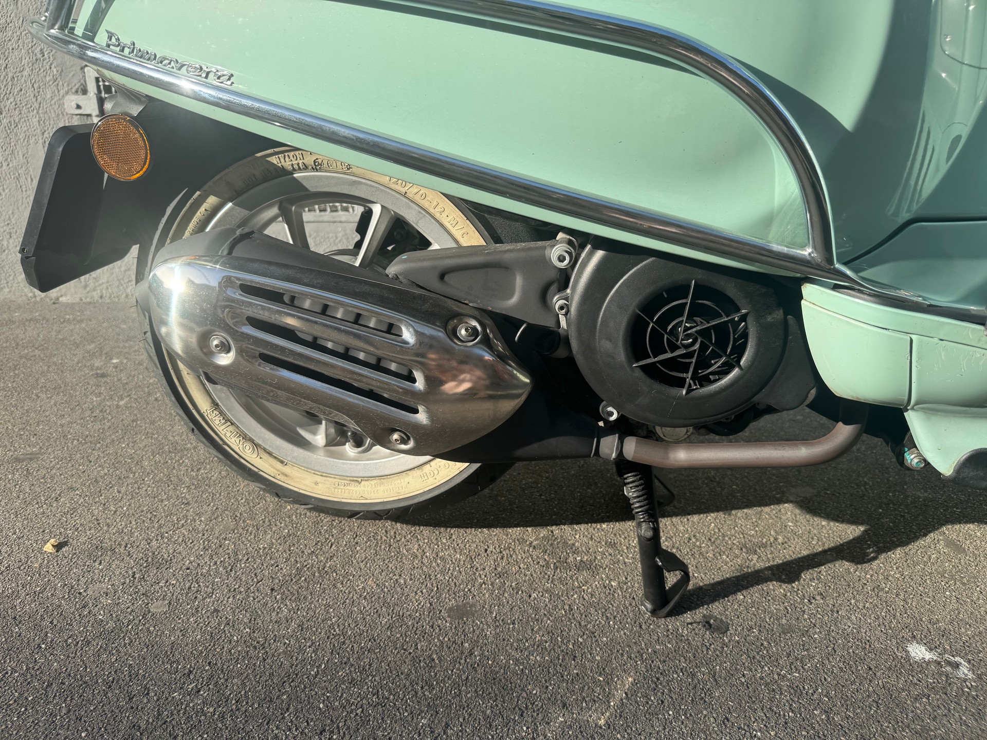 PIAGGIO Vespa Primavera 125 iGet - mintgrün/Weisswandreifen/Sturzbügel-image-10