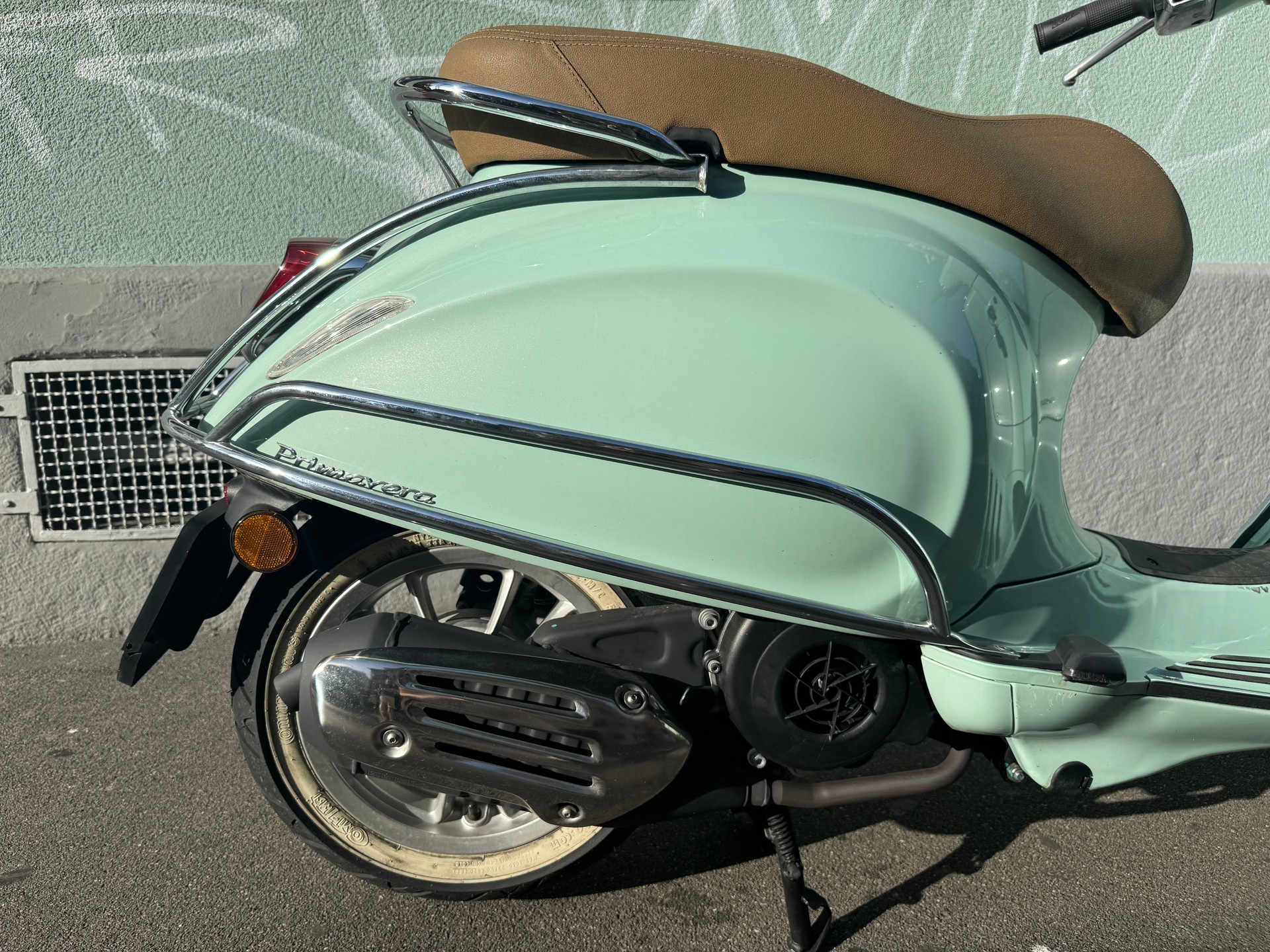PIAGGIO Vespa Primavera 125 iGet - mintgrün/Weisswandreifen/Sturzbügel-image-4