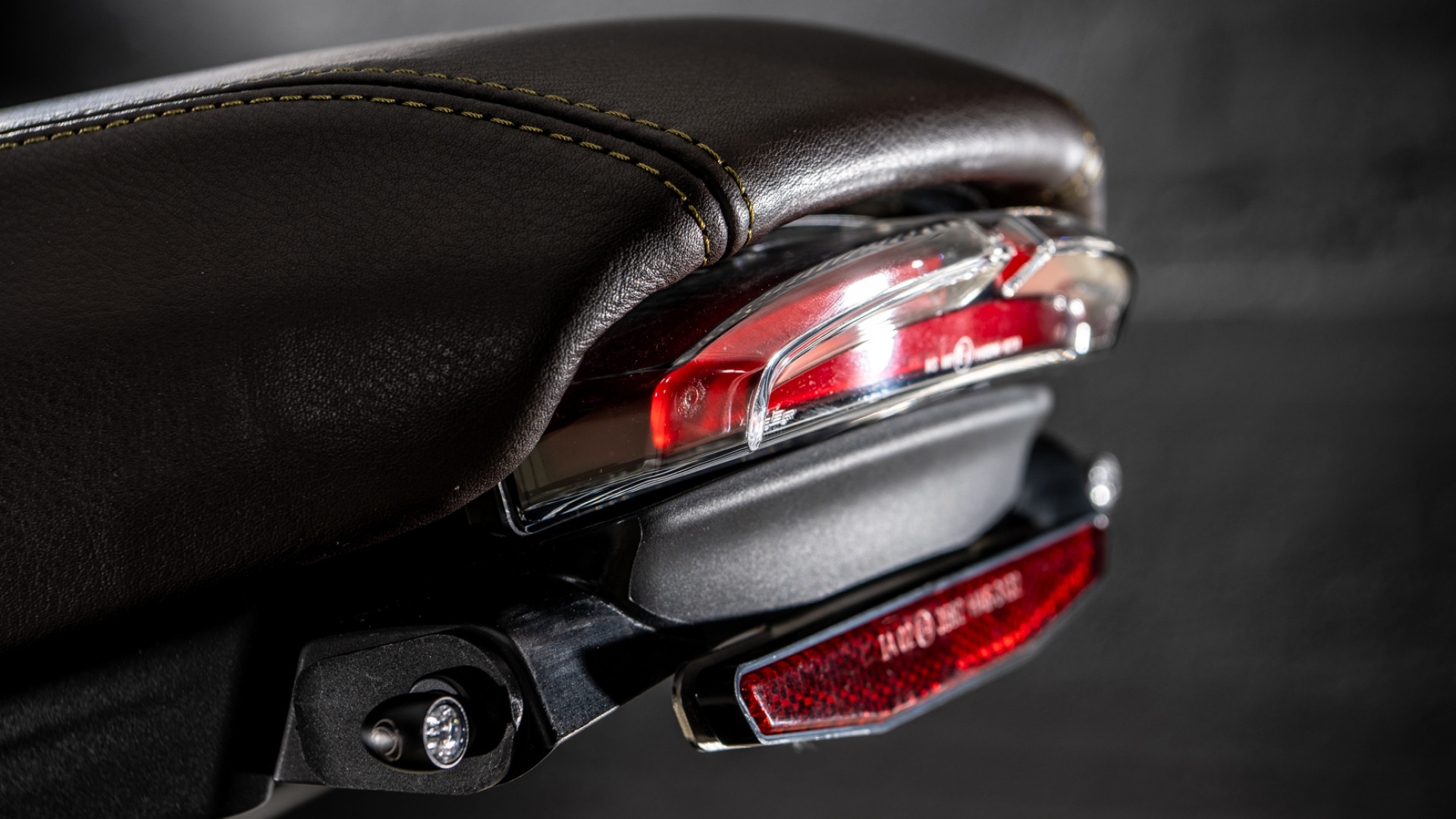 BMW R 12 nineT VTR Customs "SUPER 9" mit 1'500.- BOXER Prämie (Ne-image-7