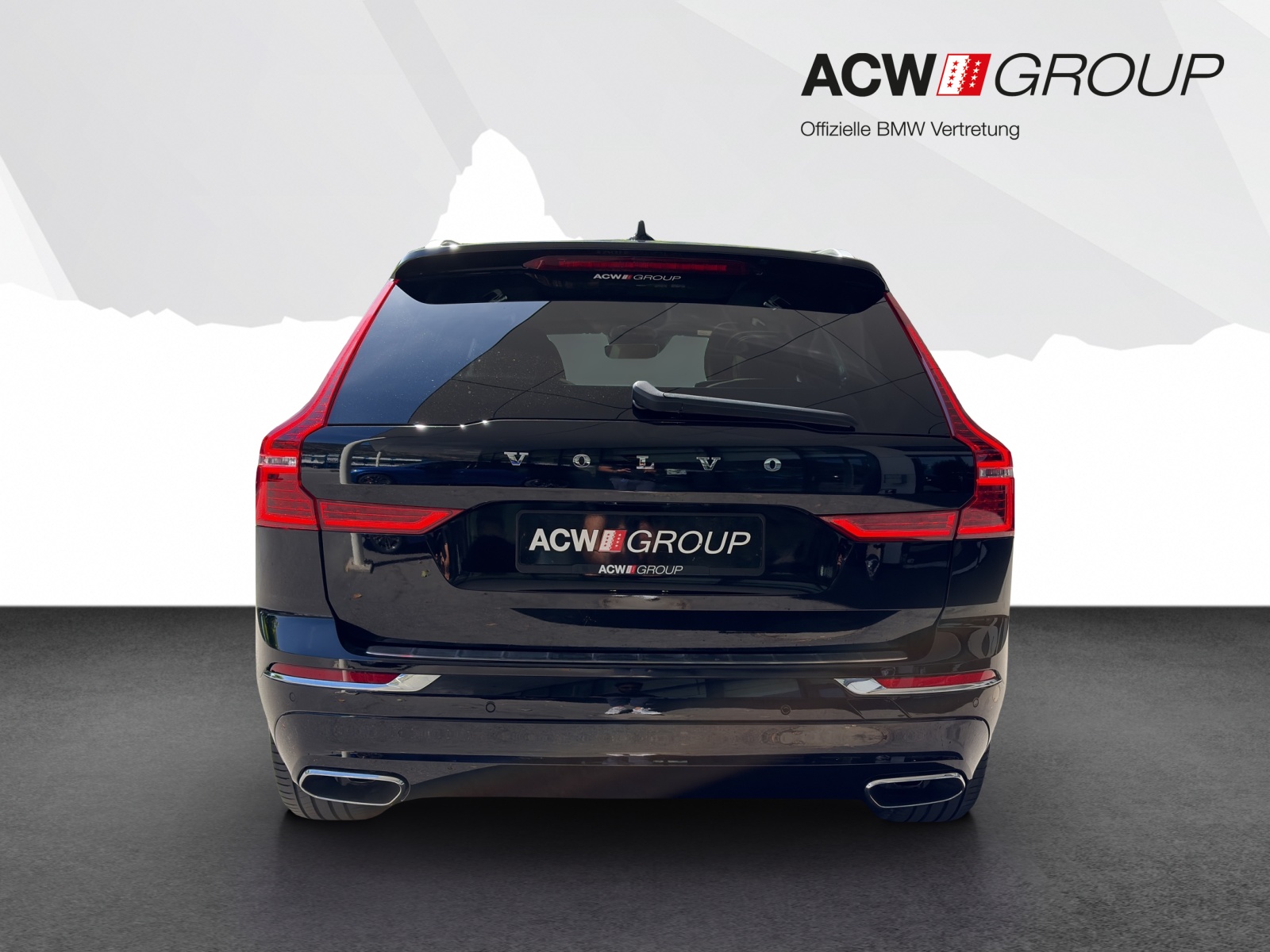 VOLVO XC60 2.0 B4 MH Inscription AWD-showroom-element-3