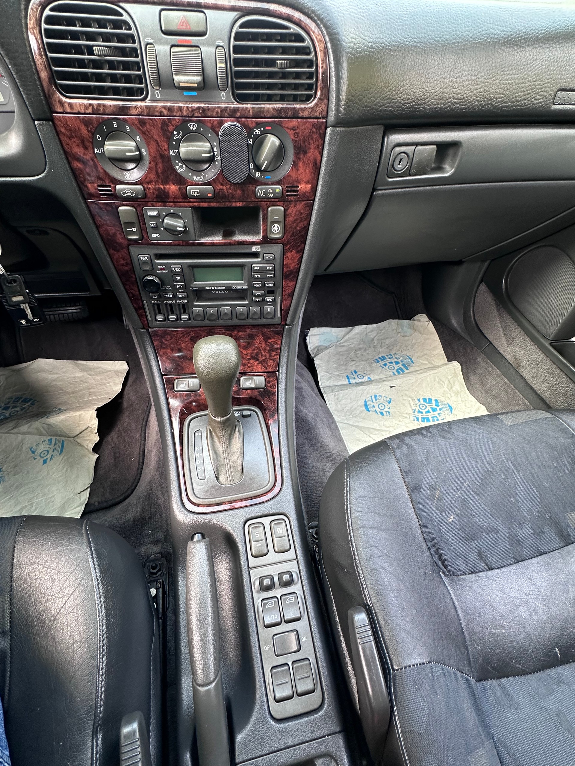 VOLVO S40 2.0 LPT-image-8