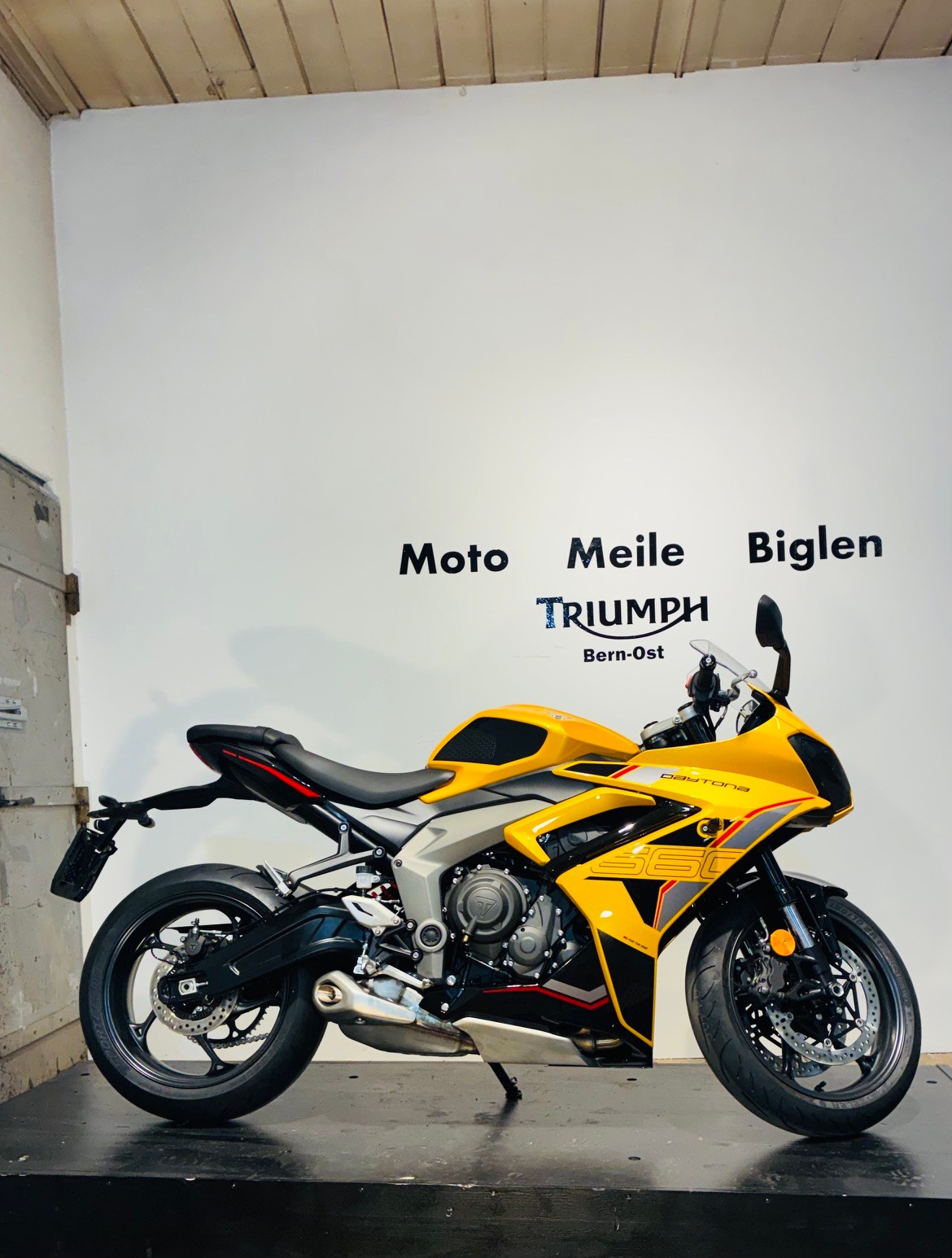 TRIUMPH 660-image-3