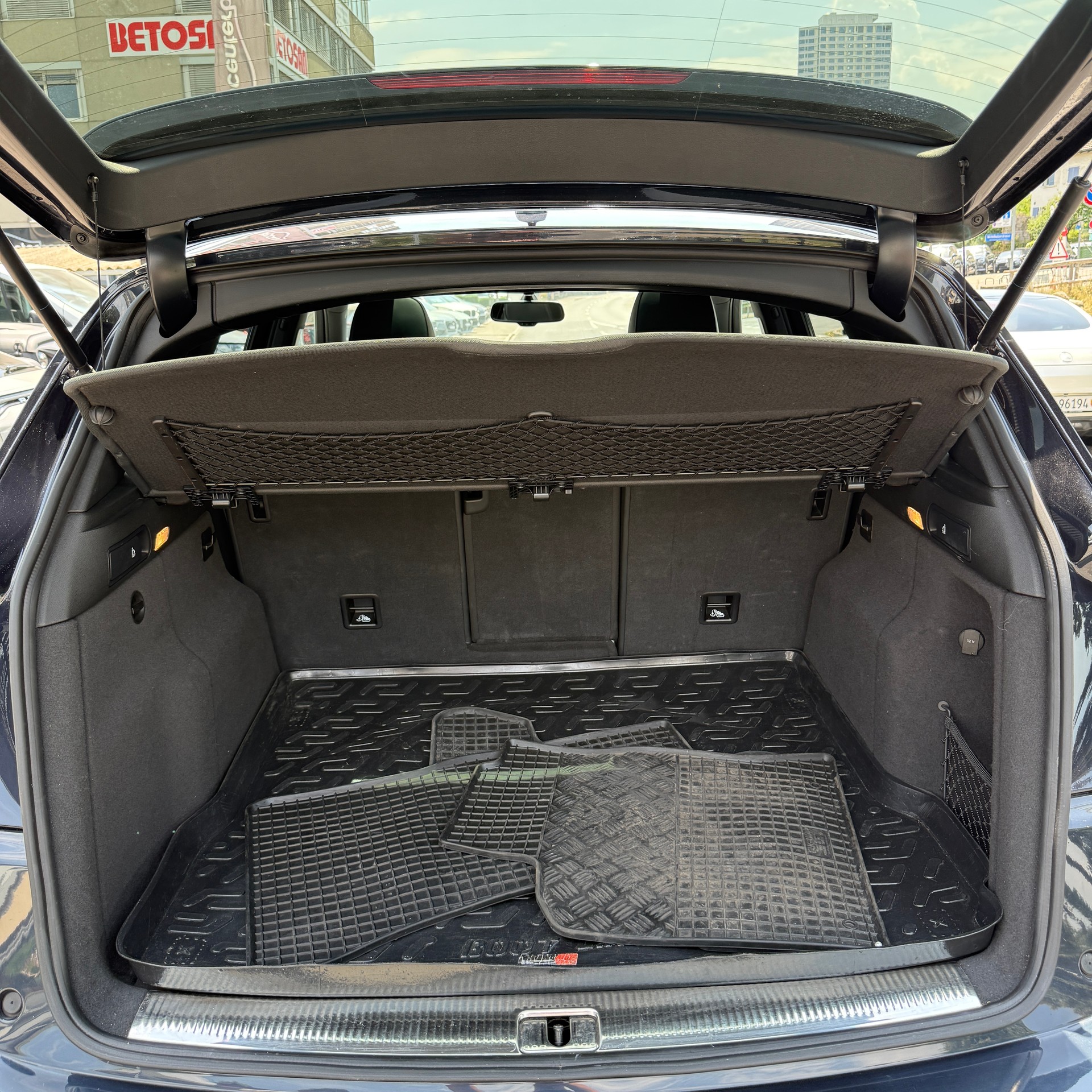 AUDI Q5 2.0 TFSI quattro tiptronic-image-15