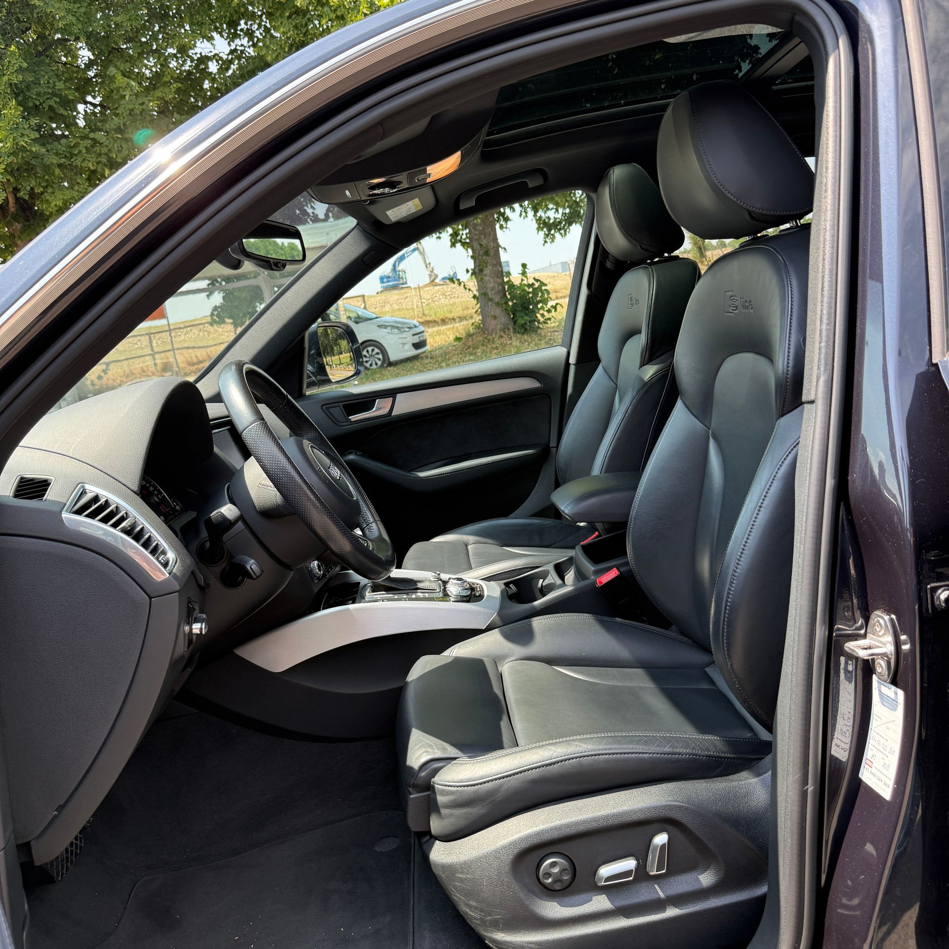 AUDI Q5 2.0 TFSI quattro tiptronic-image-8
