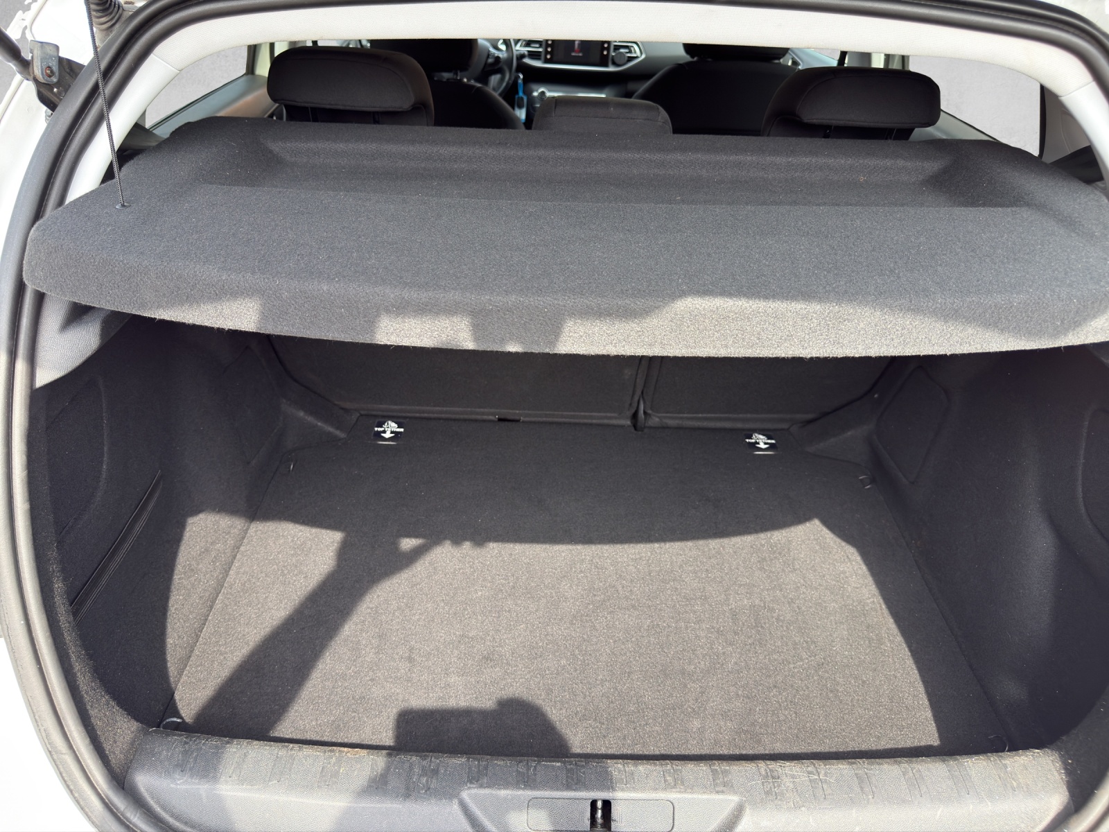PEUGEOT 1.6 BlueHDI Active Automatic-image-18