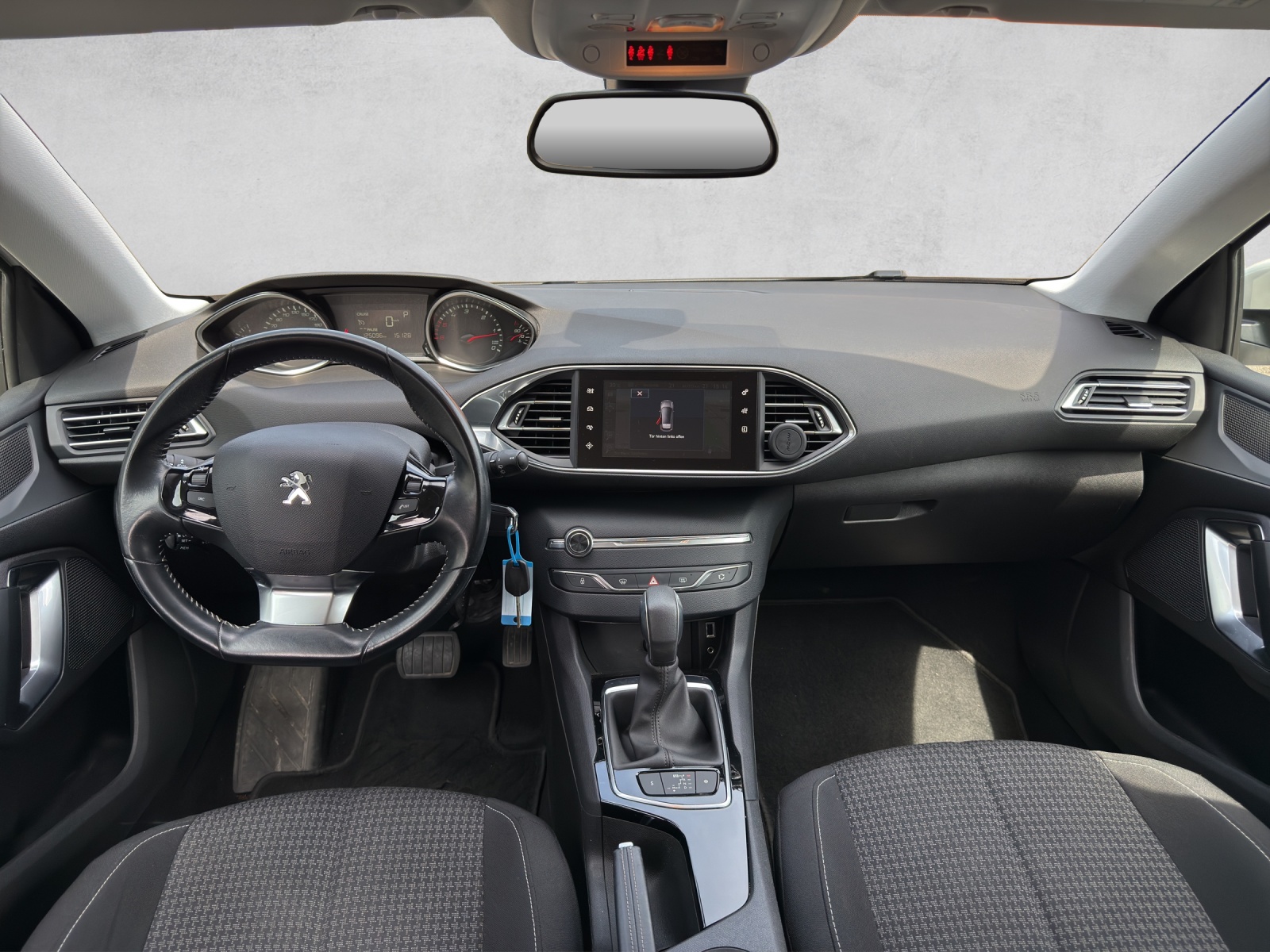 PEUGEOT 1.6 BlueHDI Active Automatic-image-10