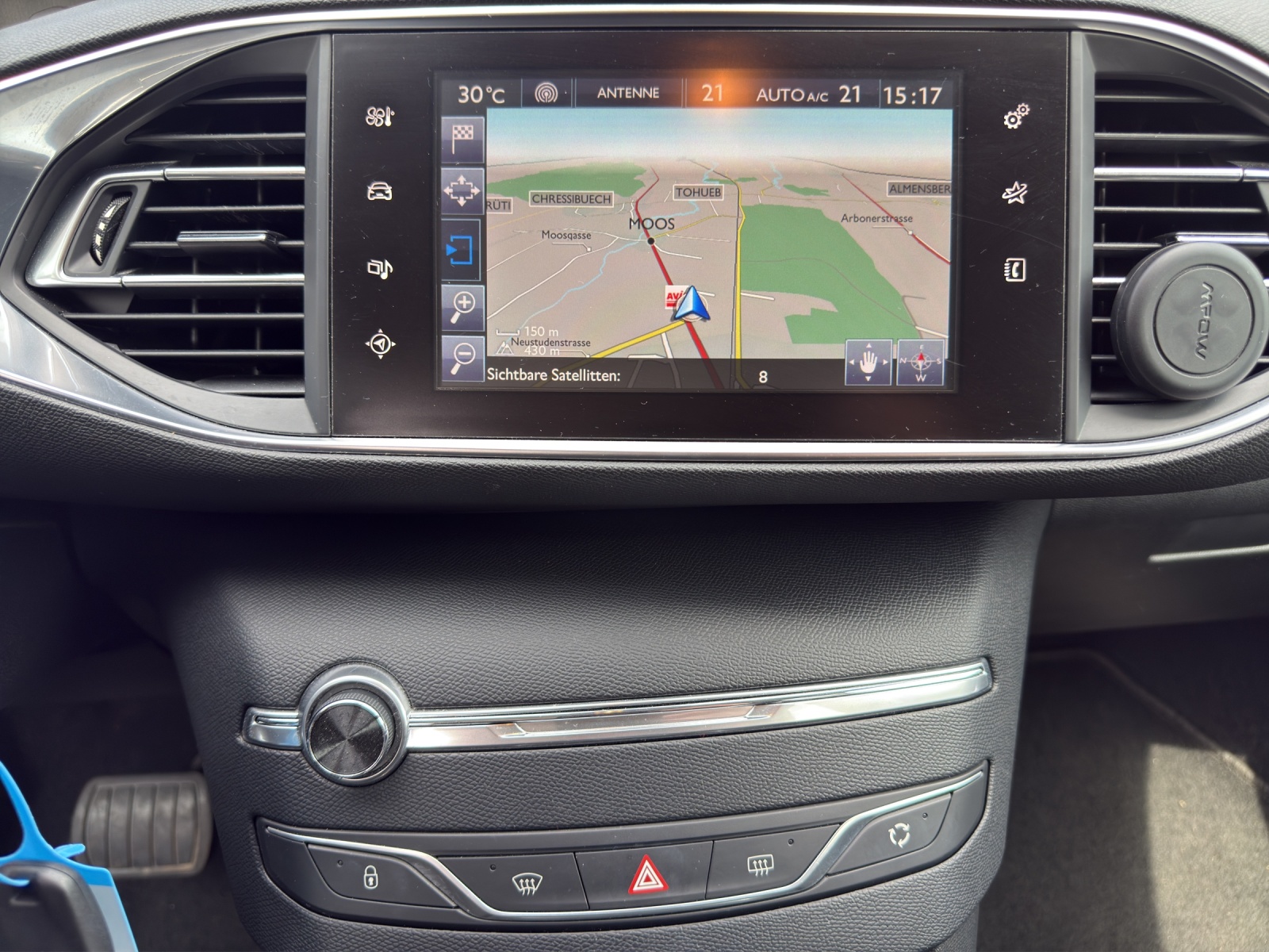 PEUGEOT 1.6 BlueHDI Active Automatic-image-14