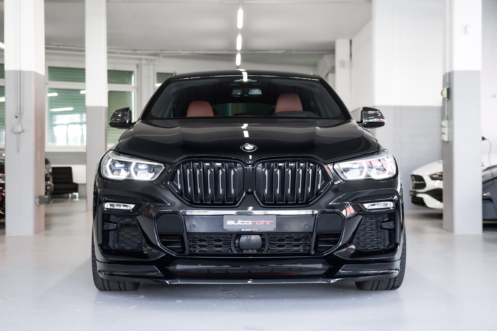 BMW X6 M50d *CH-Fahrzeug mit Gratisservice*-showroom-element-1