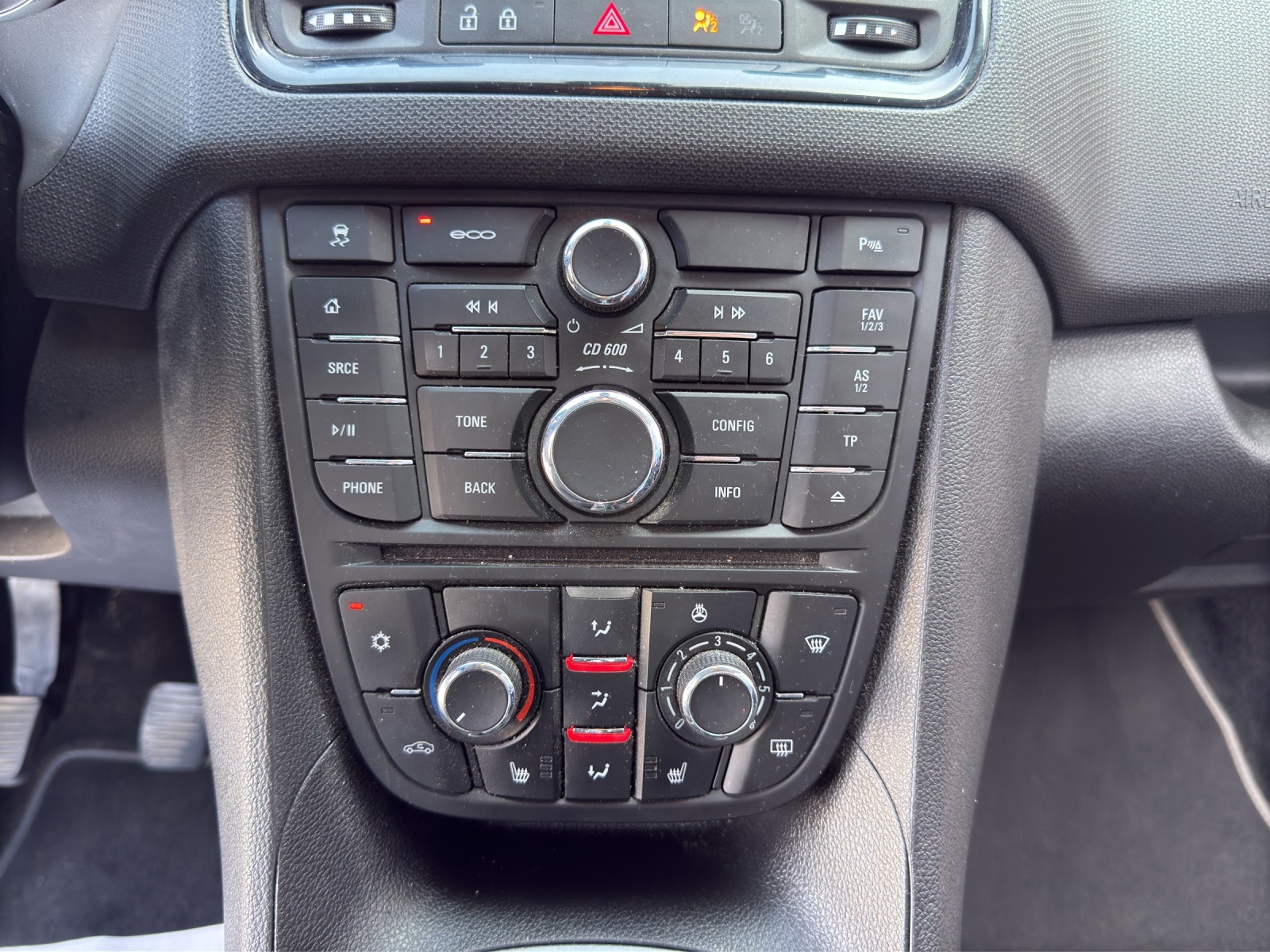 OPEL Meriva 1.4 Turbo-image-15