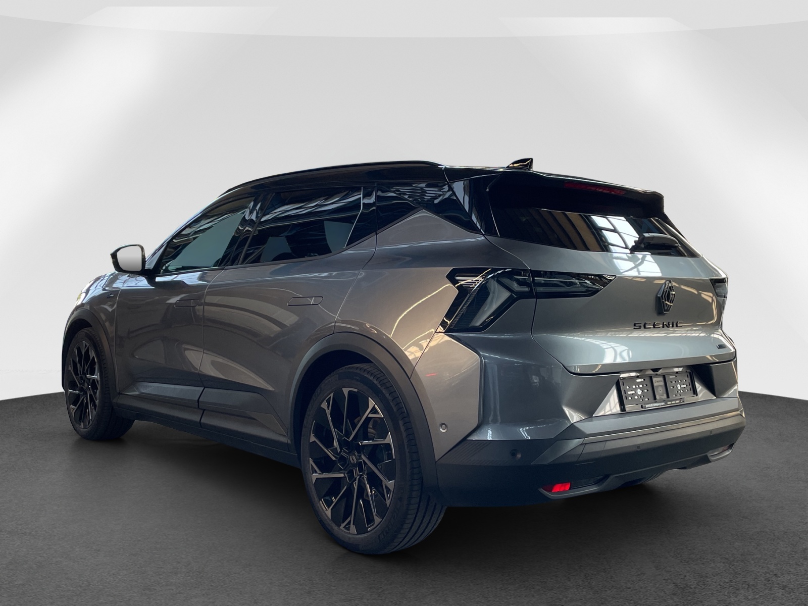 RENAULT Scénic E-Tech esprit Alpine-showroom-element-3