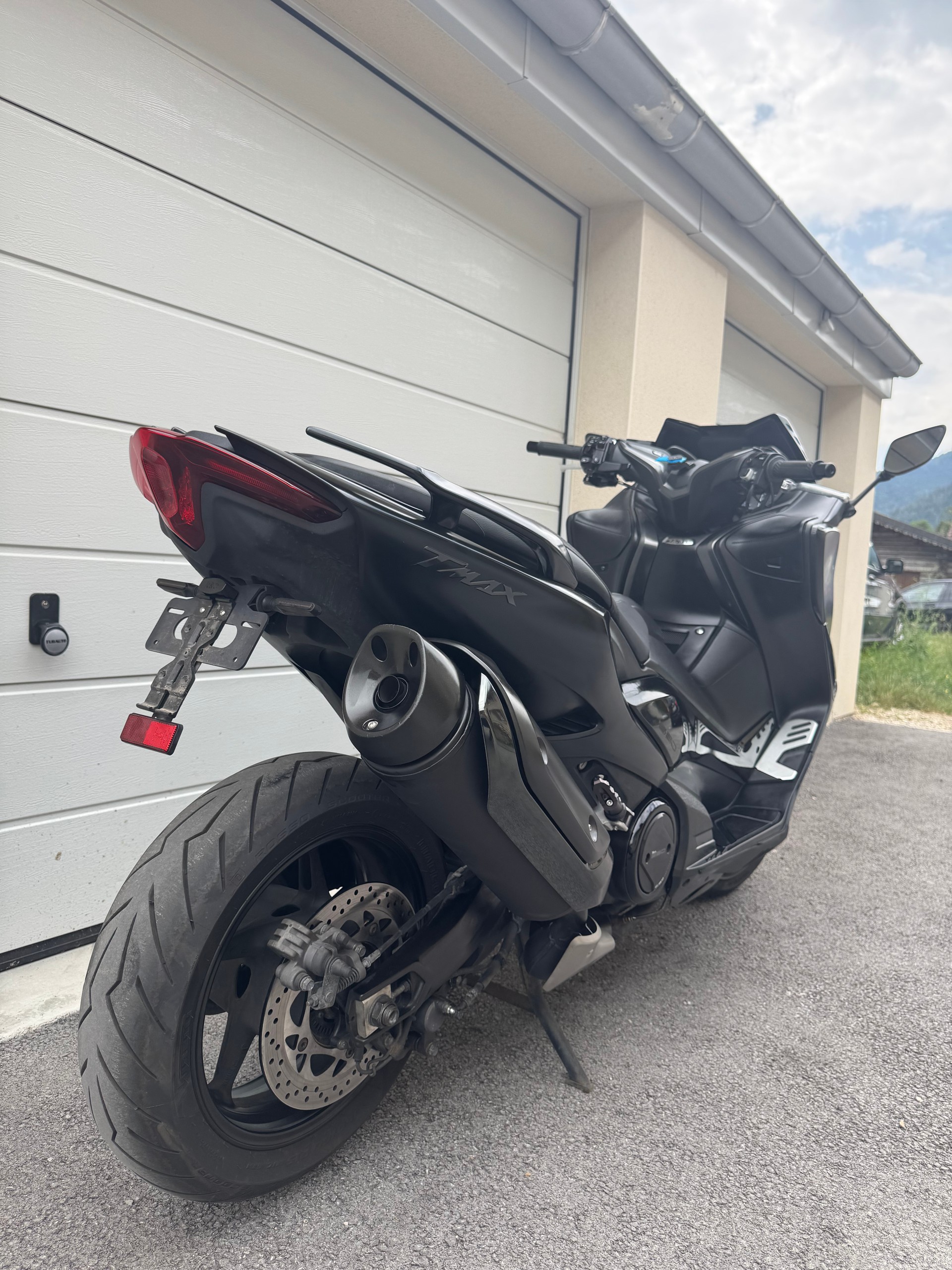 YAMAHA T-MAX Tech-Max XP 560-image-4