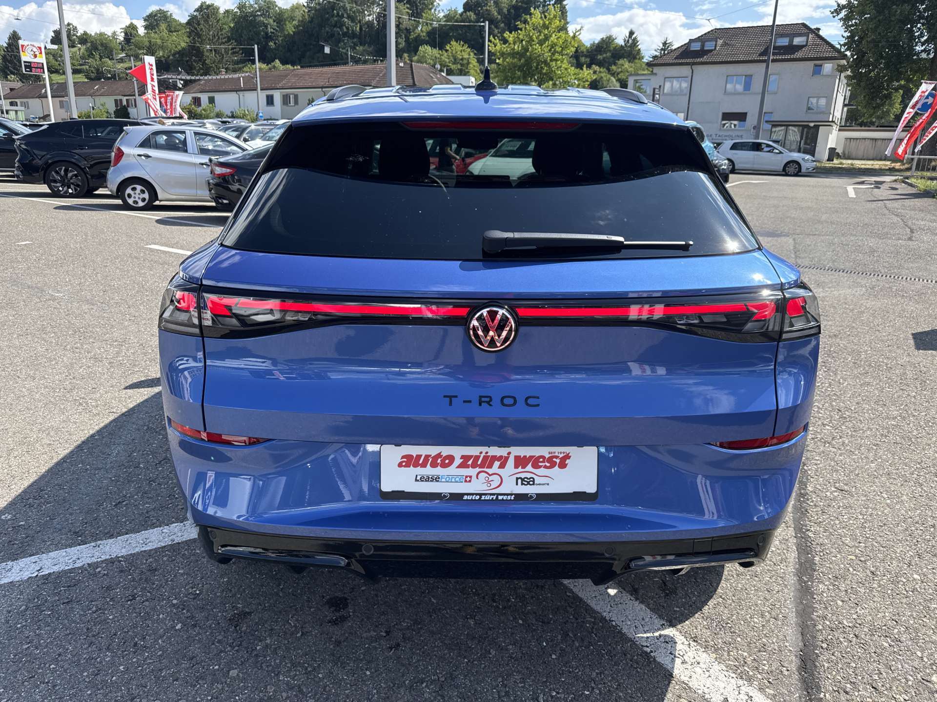 VW T-Roc 1.5 eTSi mHEV R-Line DSG-Automat-image-13