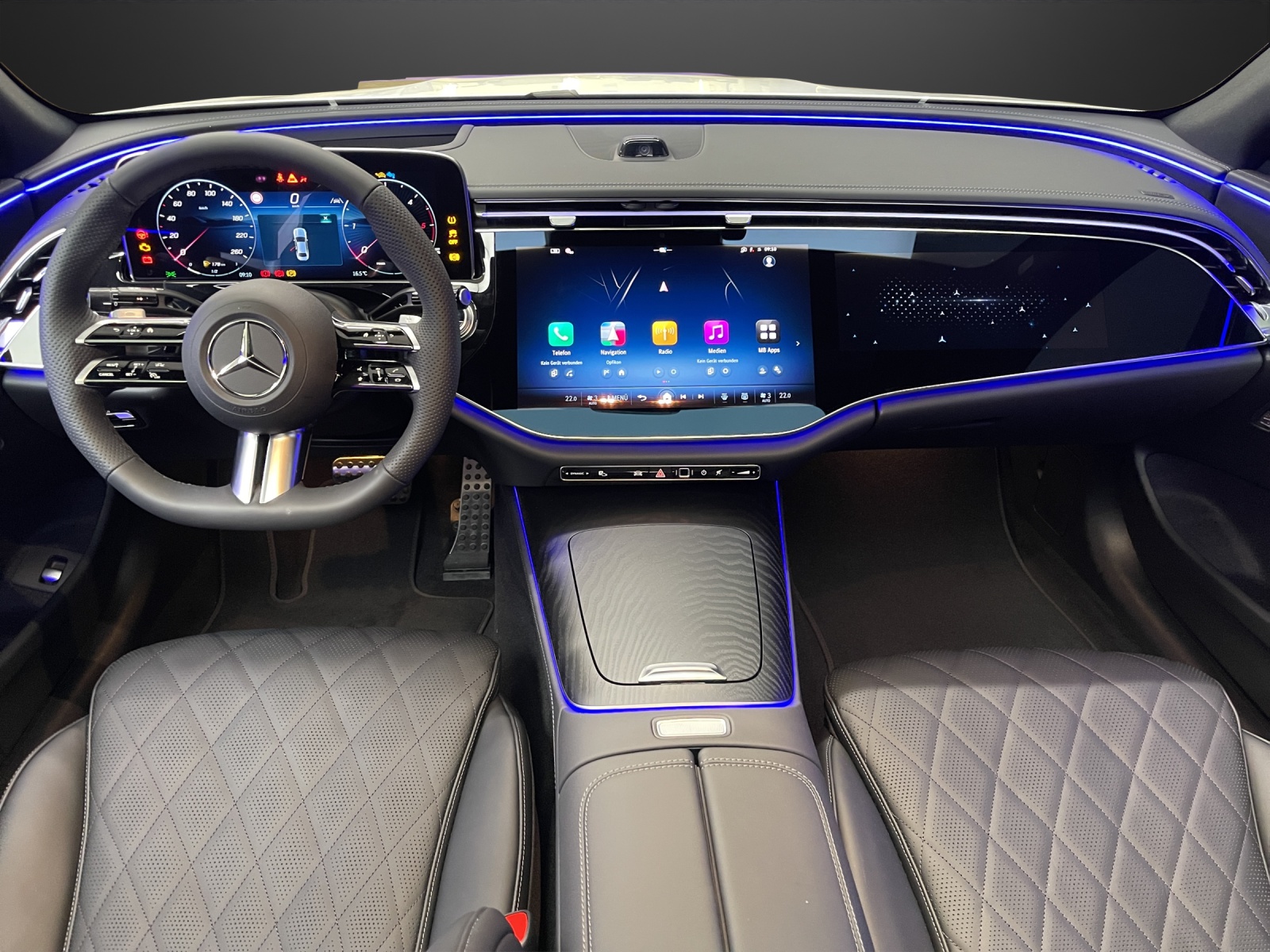 MERCEDES-BENZ E 220 d 4MATIC Limousine-image-4