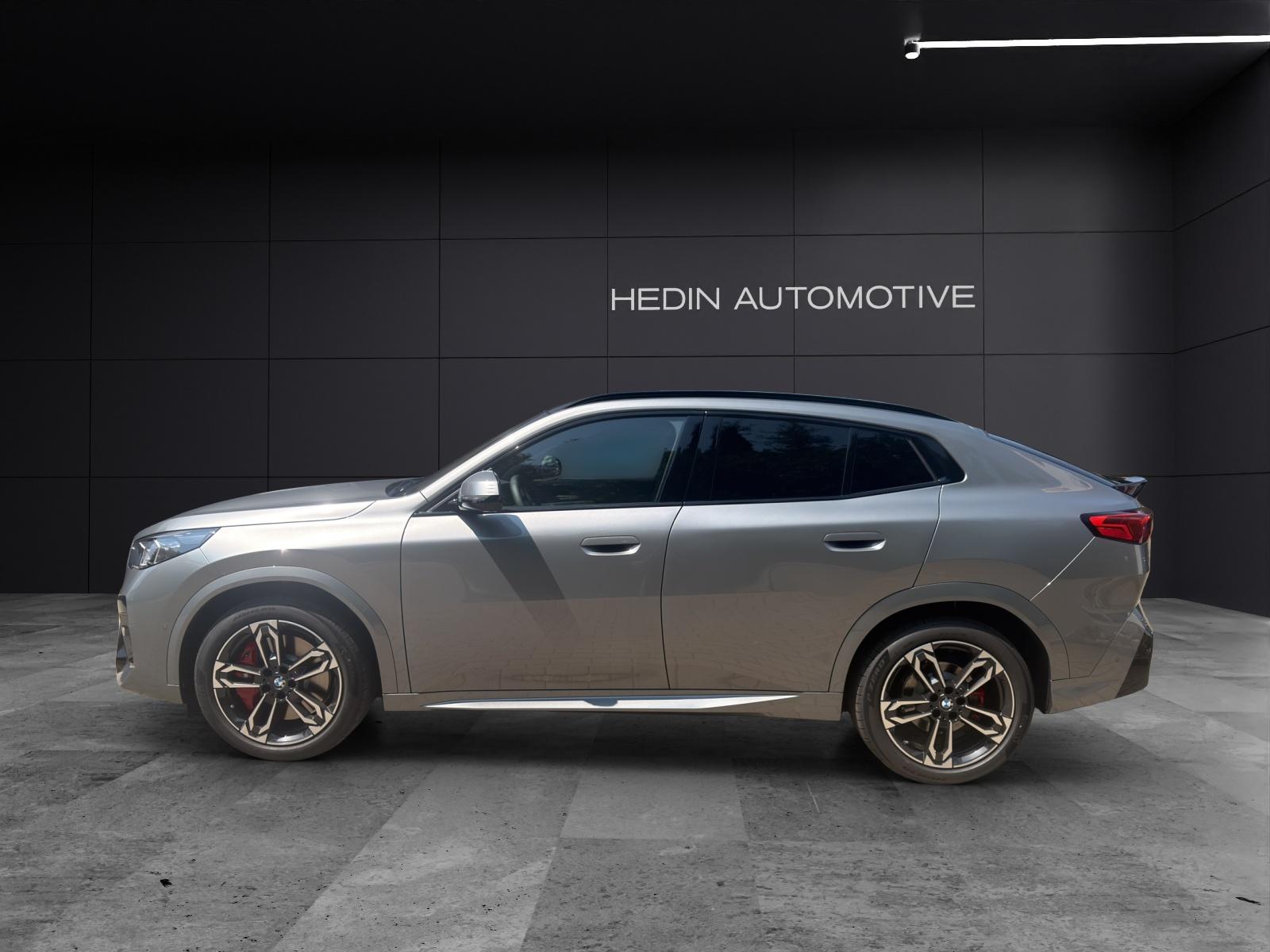 BMW iX2 30 xDrive-showroom-element-3